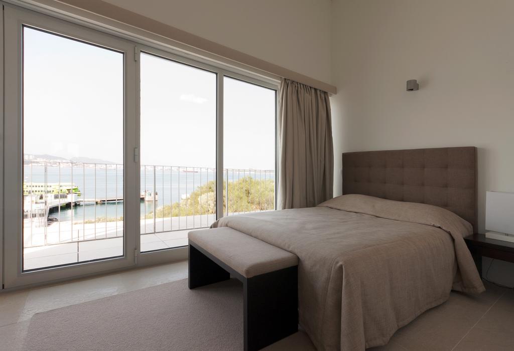Apartamento Dúplex de 2 dormitorios con vistas al puerto deportivo
