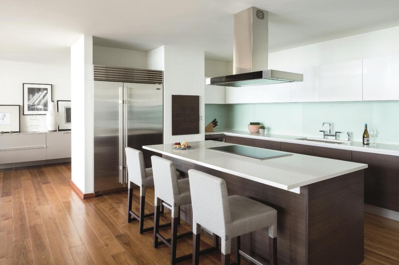 4 bedroom oceanfront penthouse residence balcony