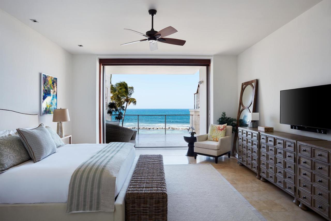 4 bedroom oceanfront penthouse residence balcony