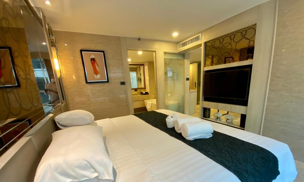 Junior Suite met kingsize bed, balkon en uitzicht op de stad - Rookvrij