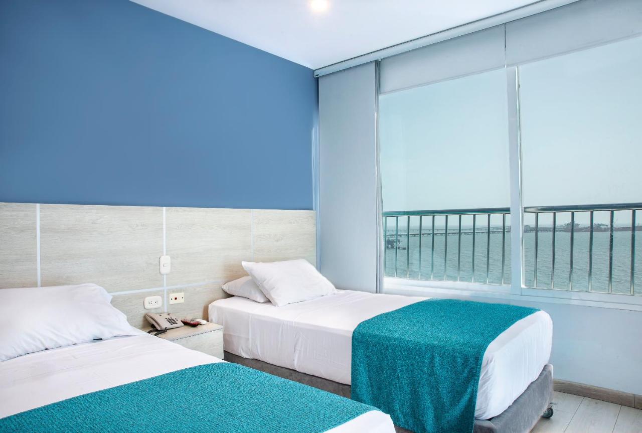 Twin Room with Sea View
