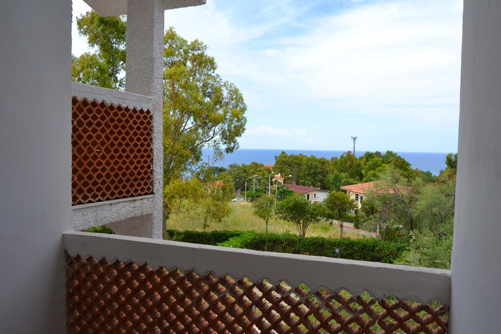 Two-Bedroom Apartment Balcony Sea View,1618277240:JPEG