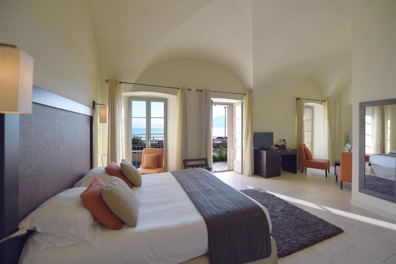 Deluxe Suite,256749045:JPEG