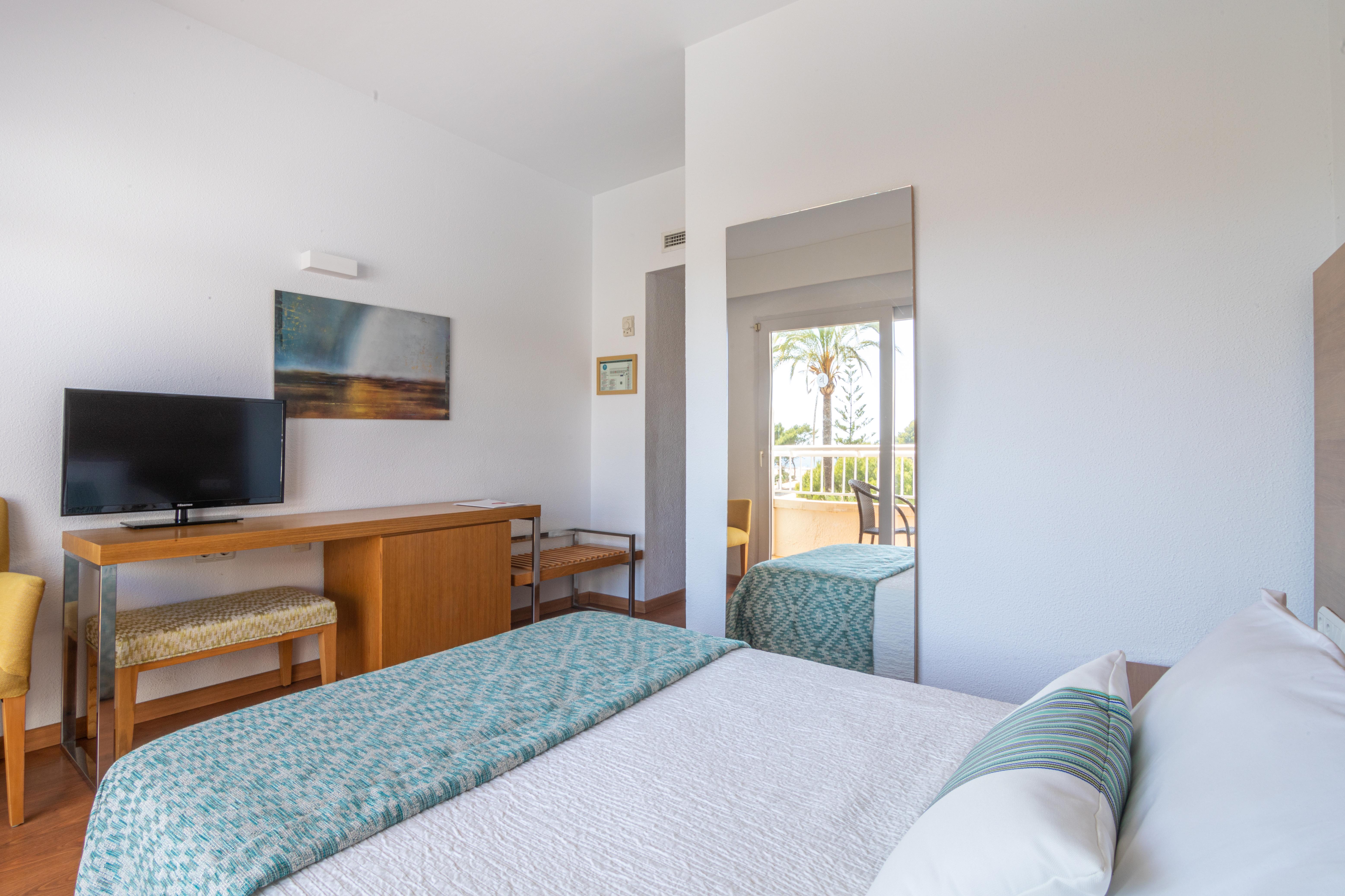 Single Room Balcony