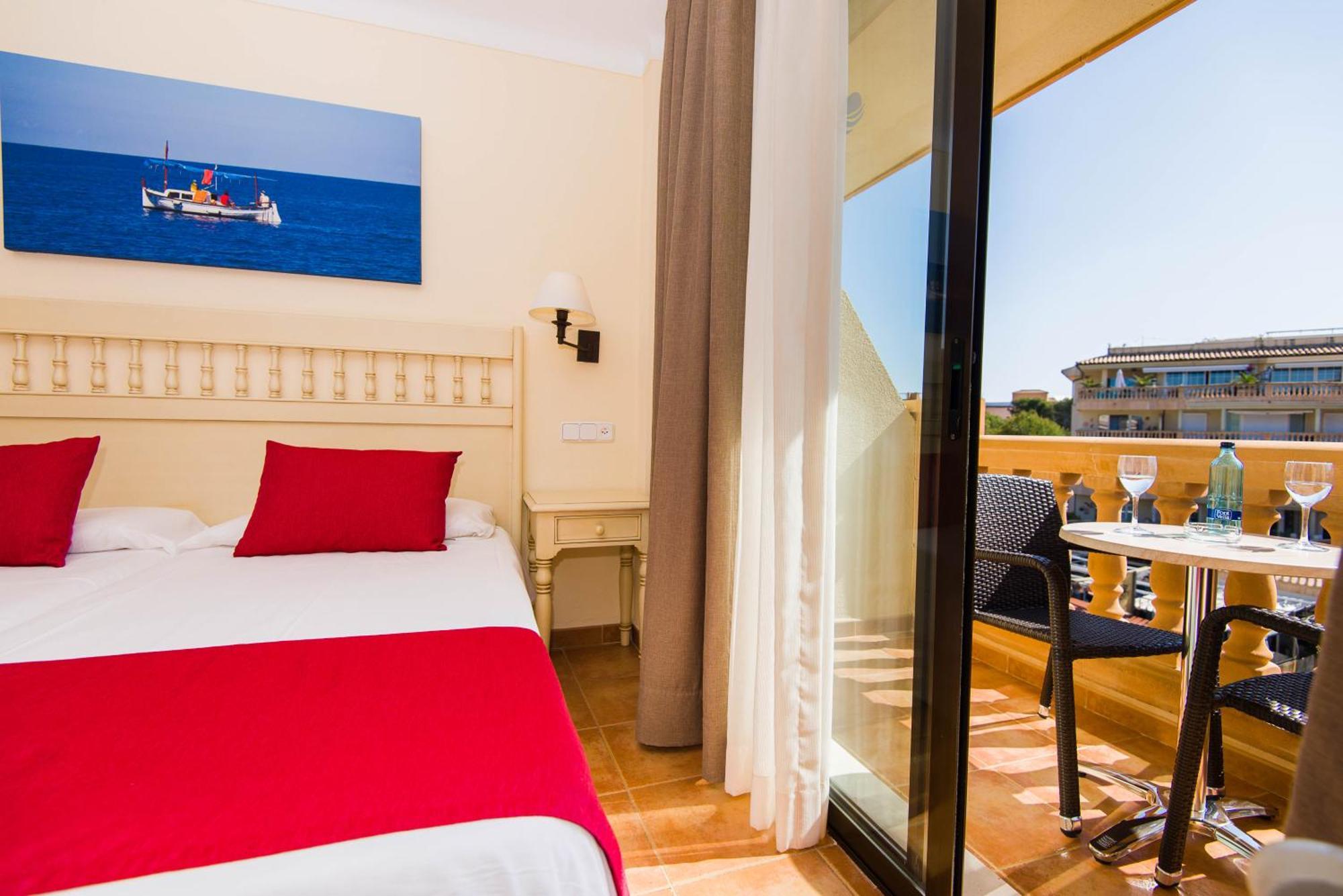 Twin Room,1272387967:JPEG