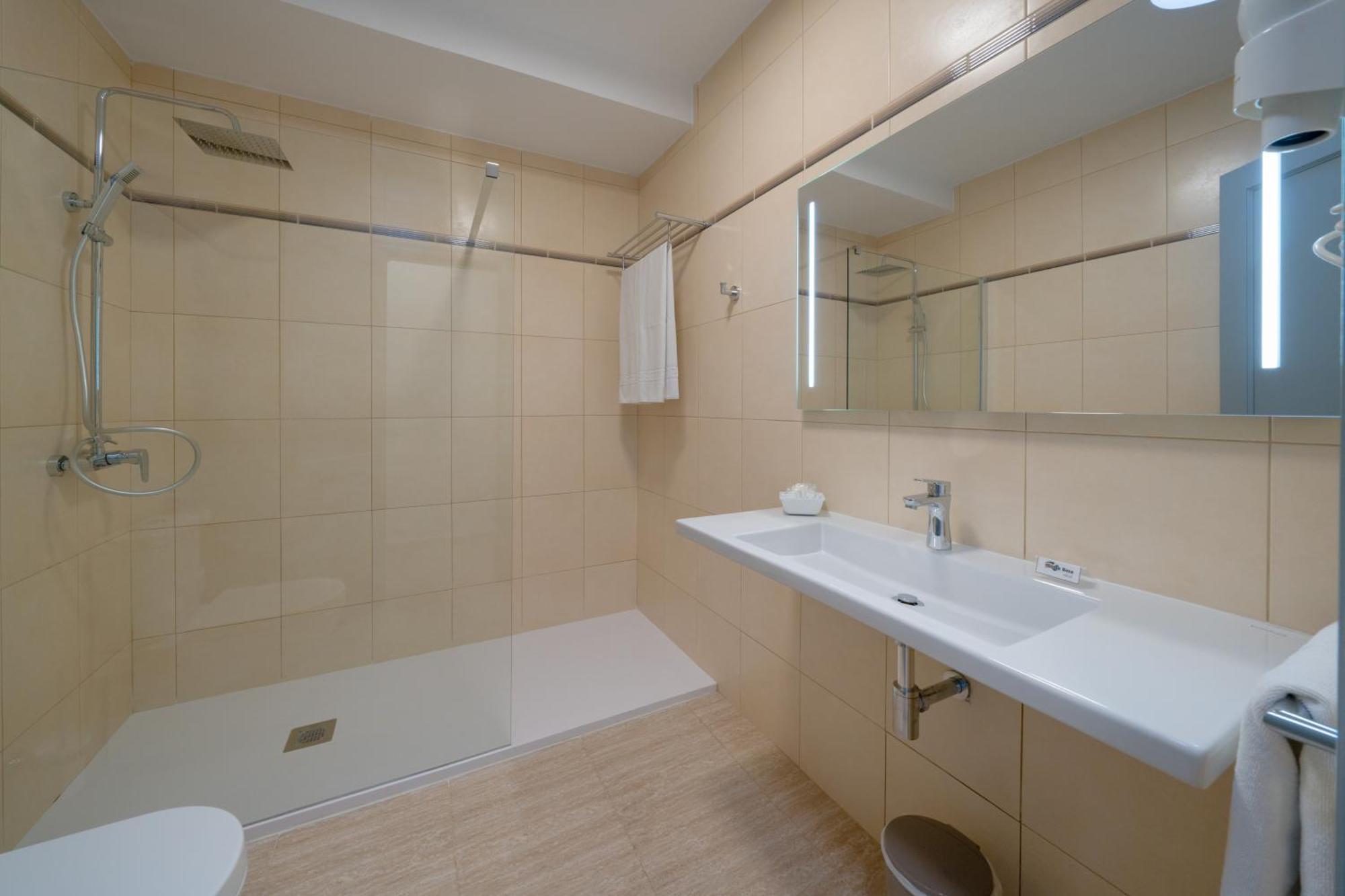 Appartement met 2 Slaapkamers (4 Volwassenen)