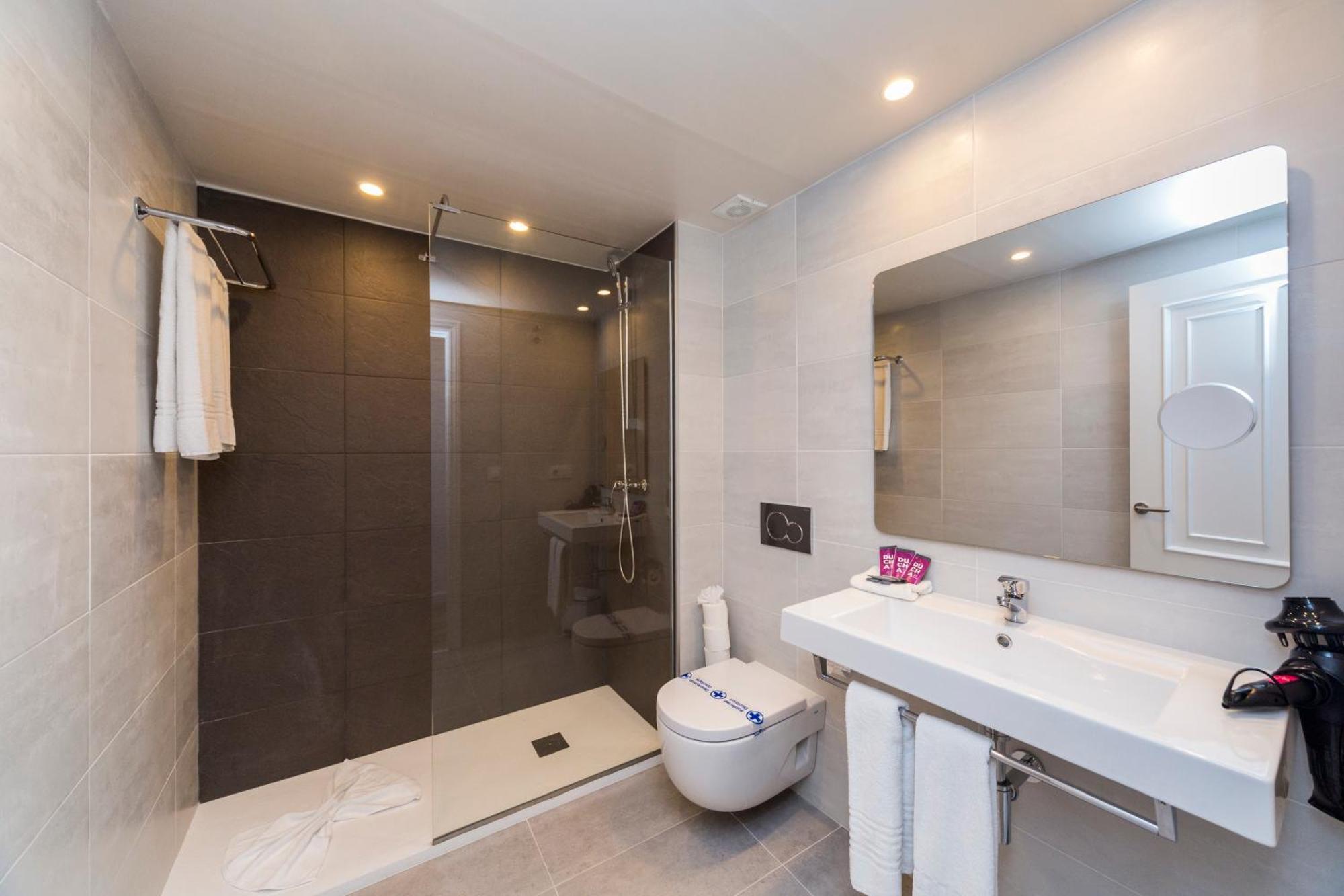Superior One-Bedroom Apartment Sea View