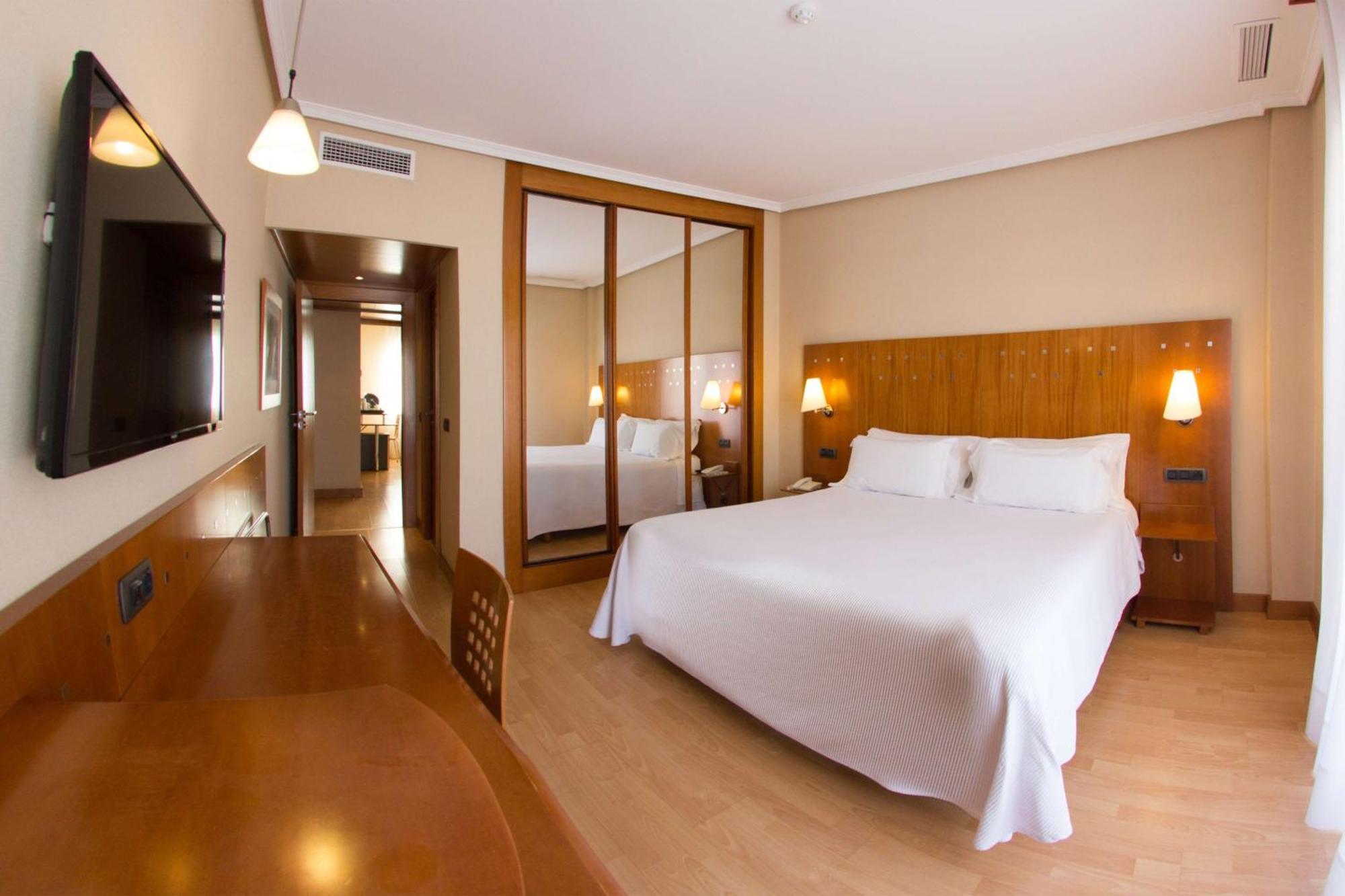 Suite Junior con terraza y cama supletoria