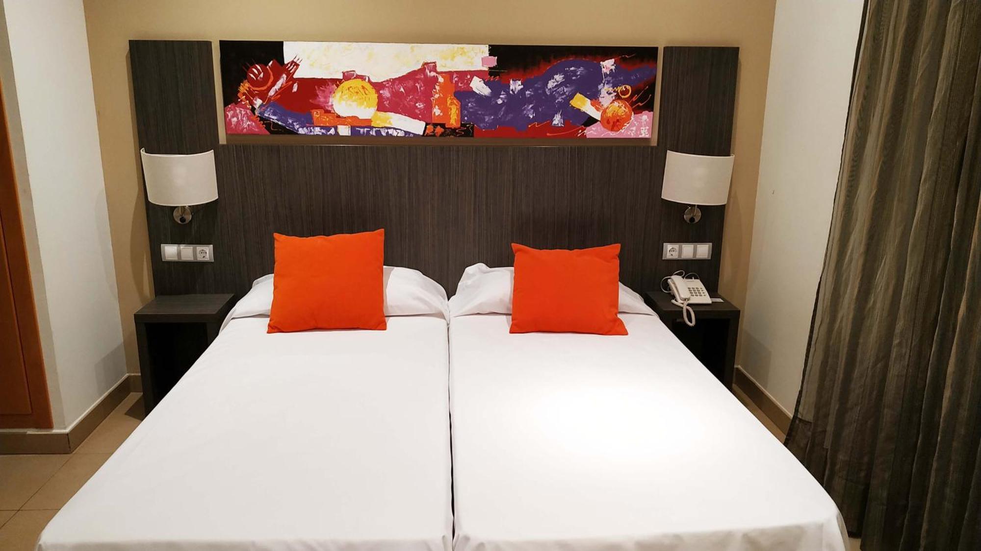 Single Room,1272936511:JPEG