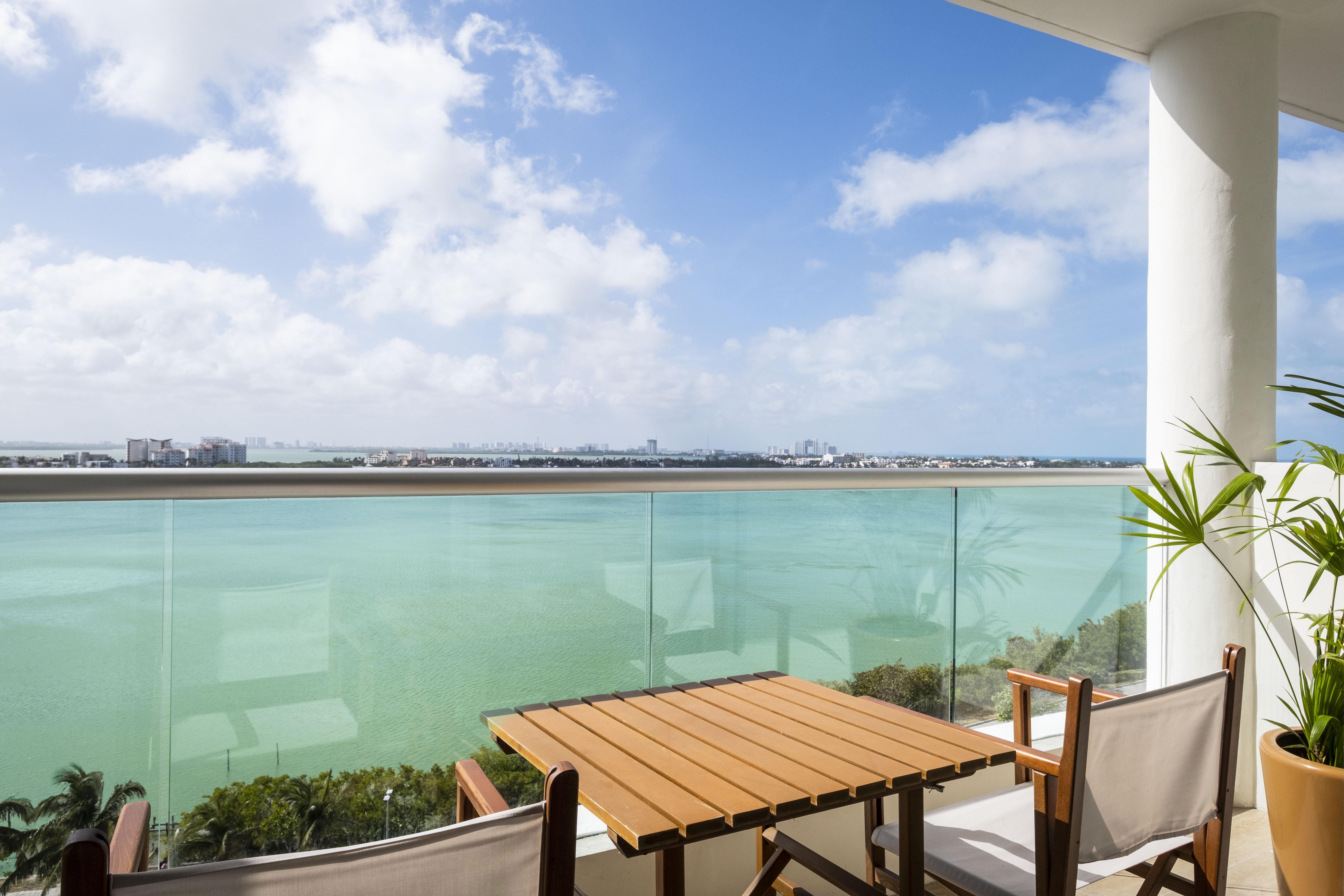Sunset Suite