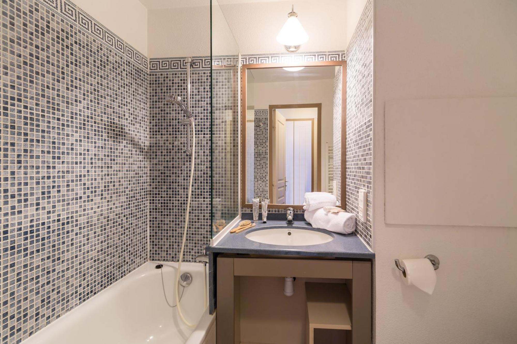 Studio mit Schlafnische, Klimaanlage und Terrasse oder Balkon (4 Personen) – Meerblick