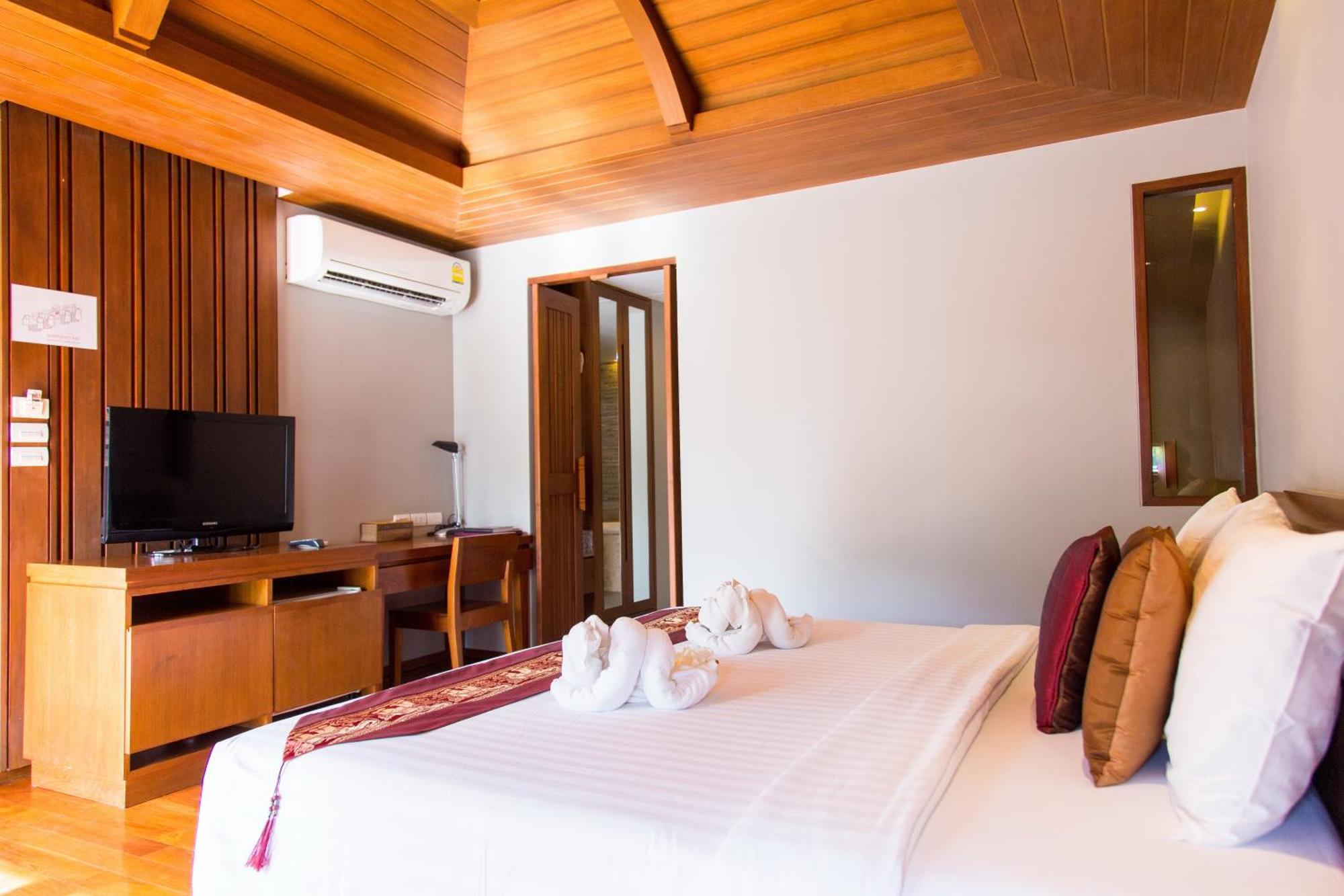Deluxe Double or Twin Room