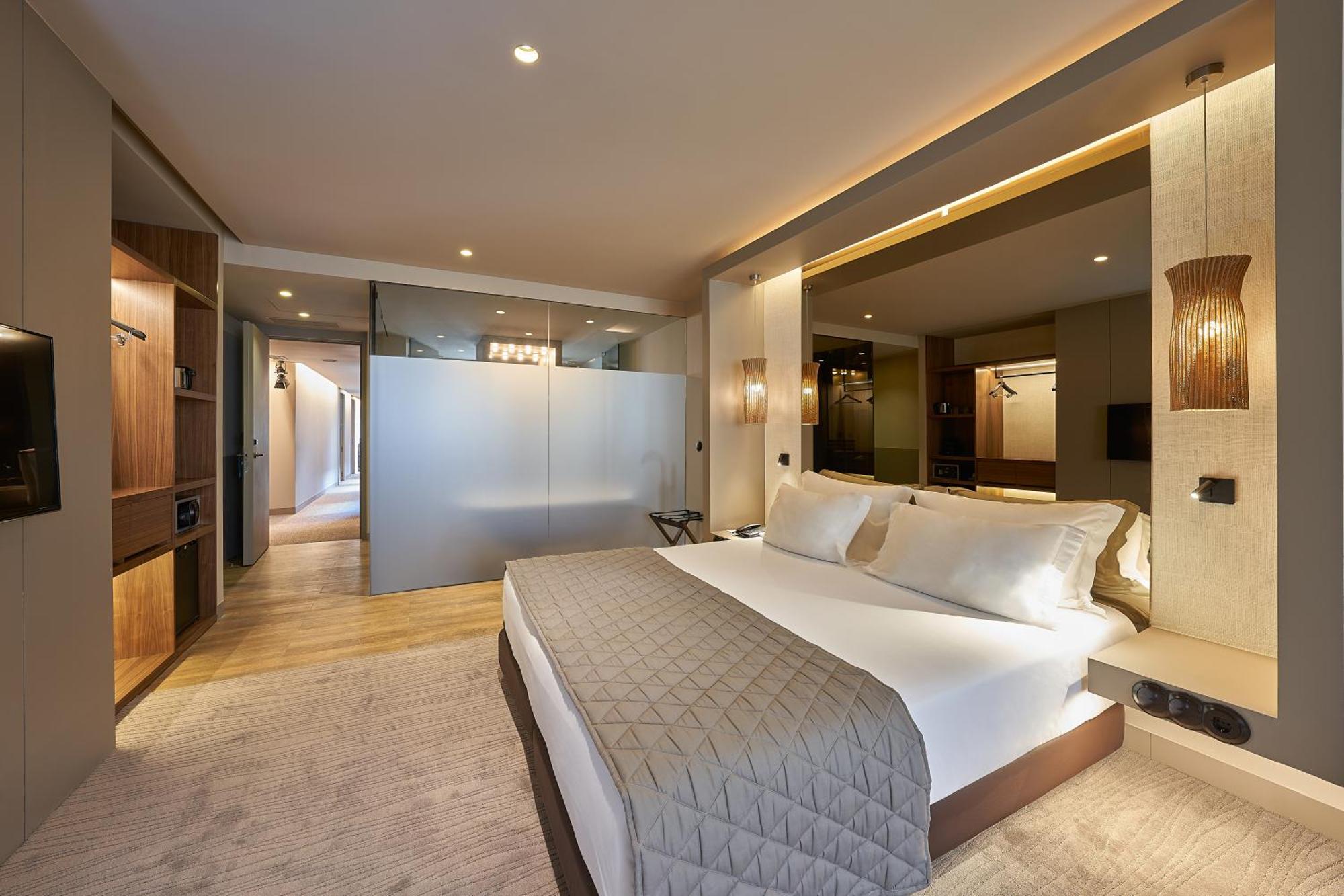 Junior Suite,1765201994:JPEG