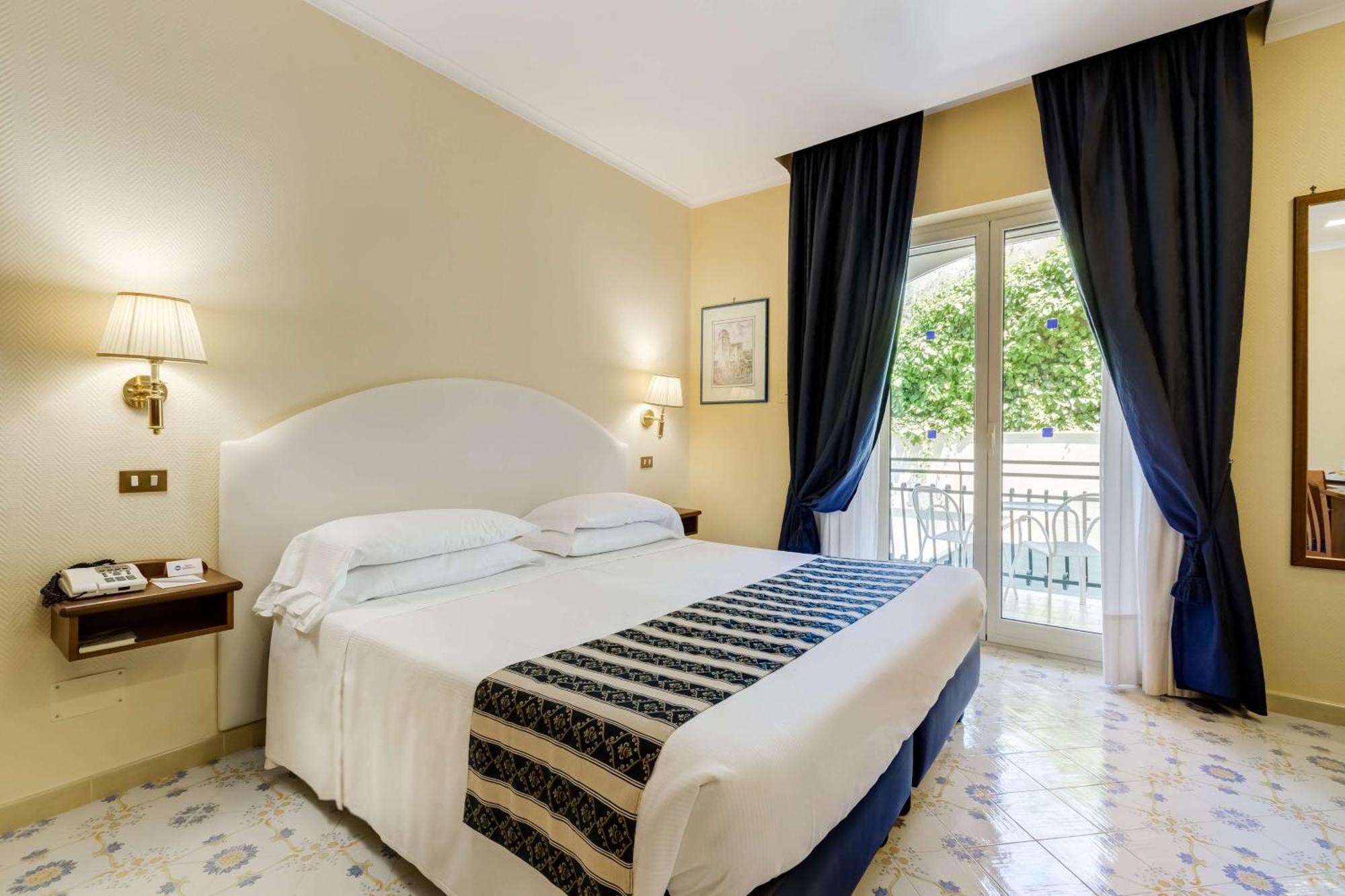 Habitación Clásica con cama grande