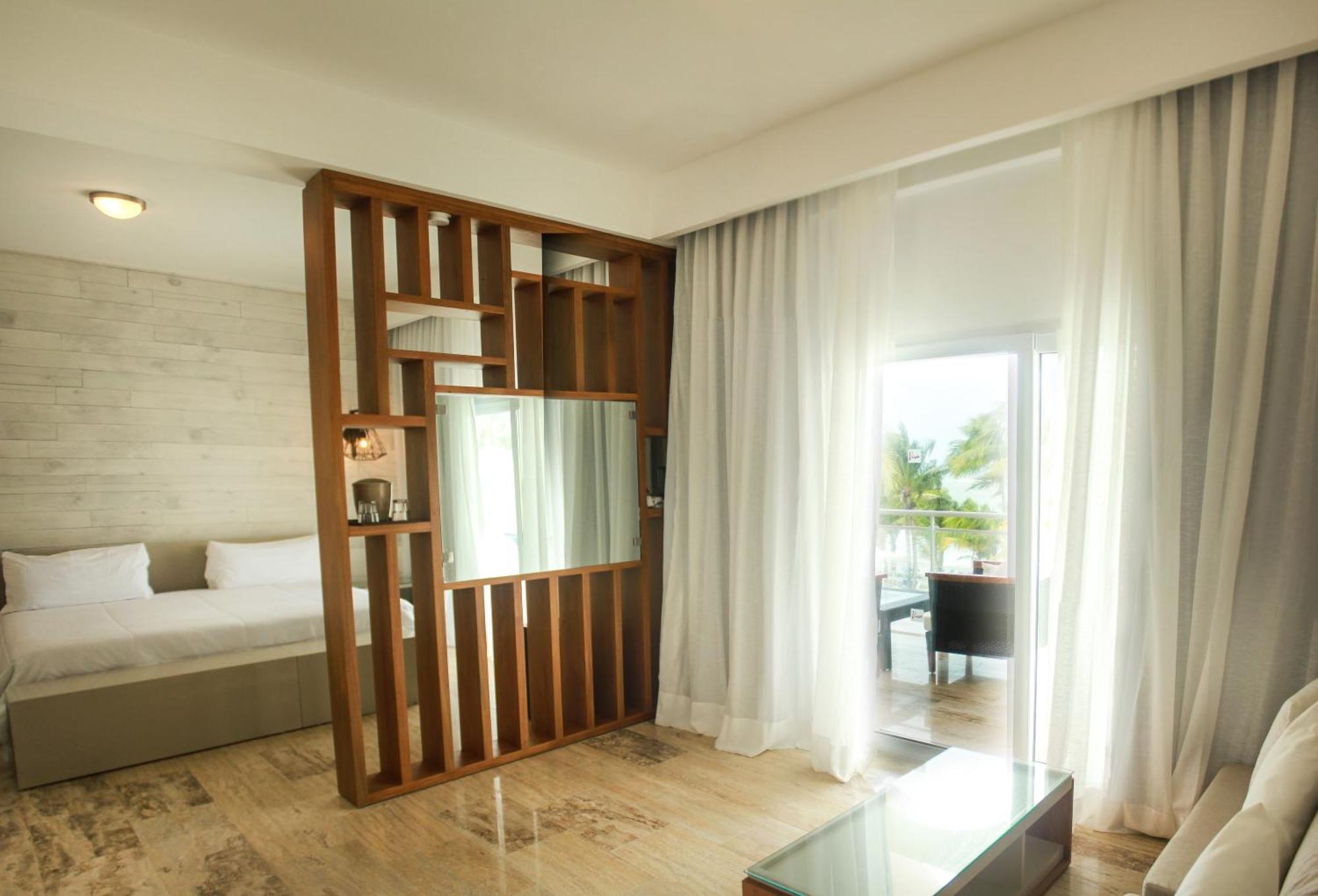 Suite Ocean Front Non-Smoking