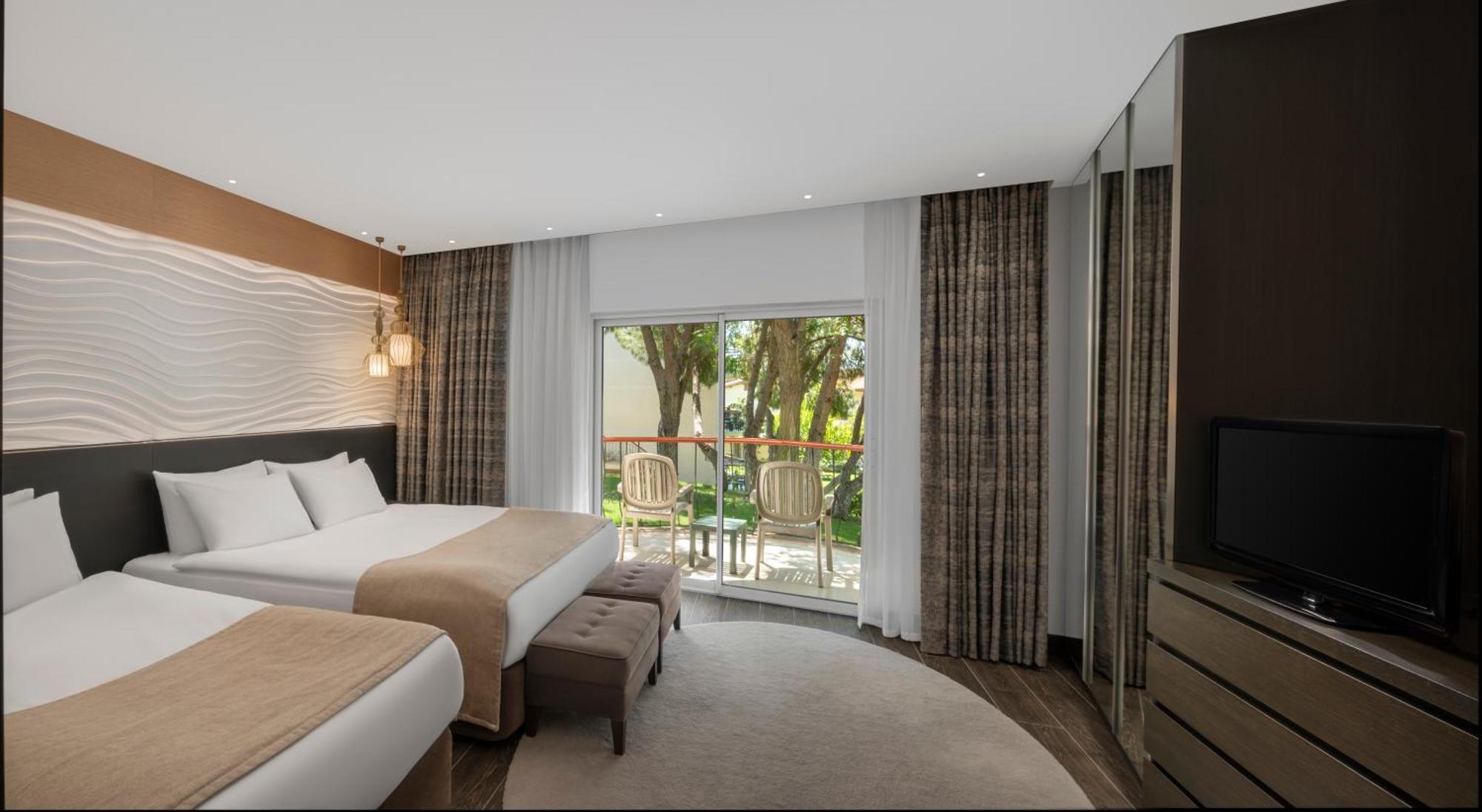 Comfort Club Room
