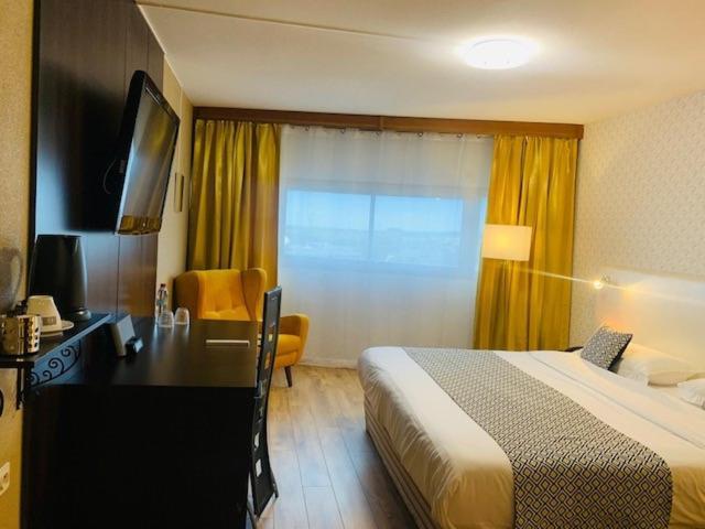 Premium Quadruple Room,1275221641:JPEG