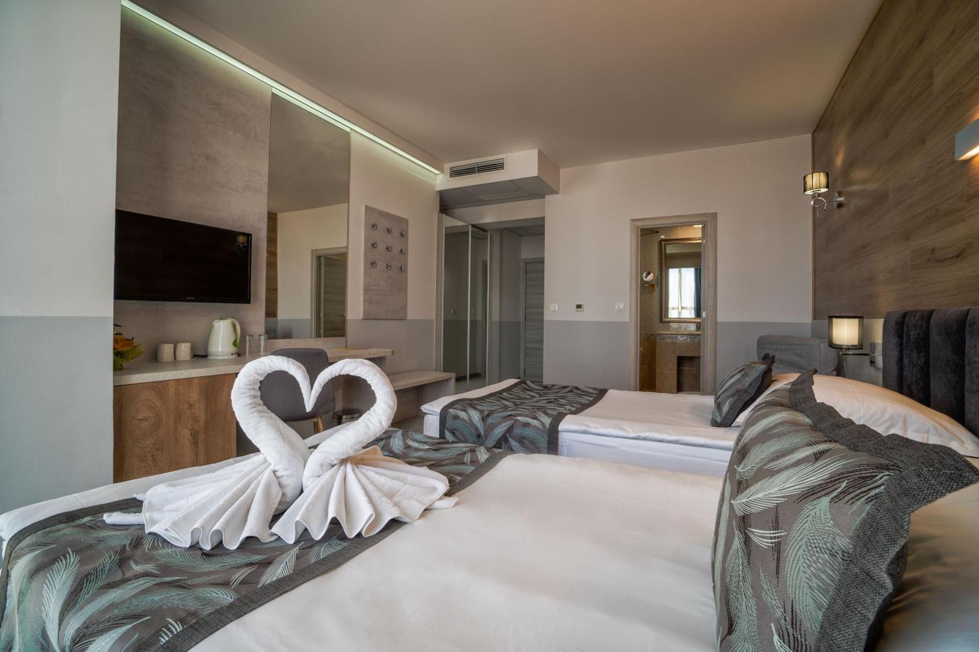 Standard Double or Twin Room Sea View