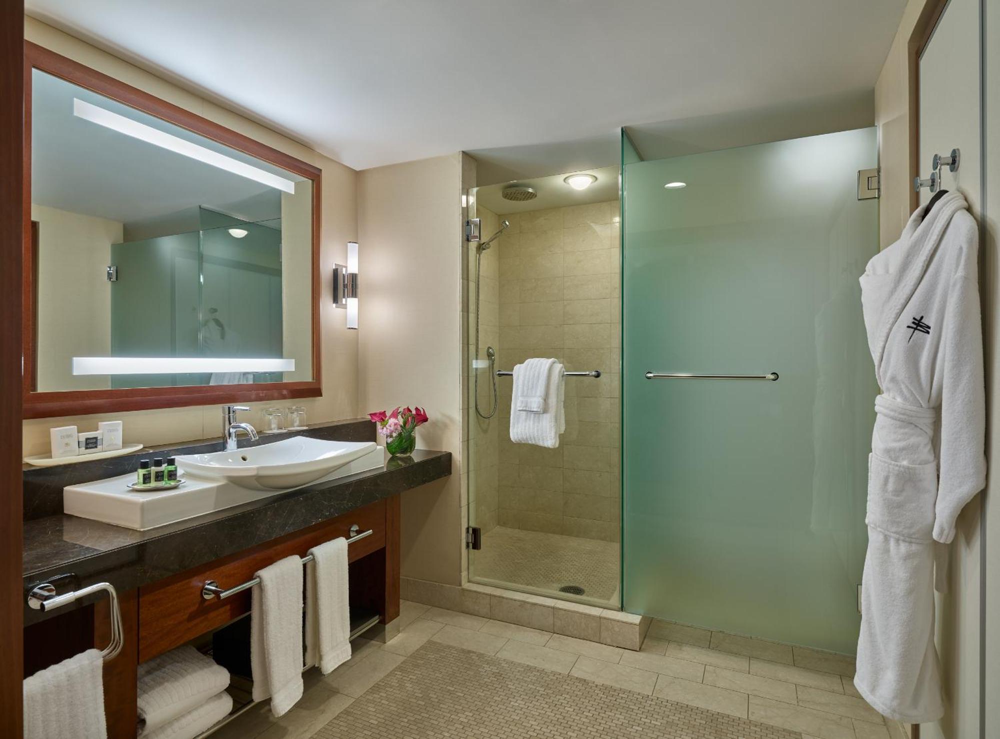 Waterview One Bedroom Suite