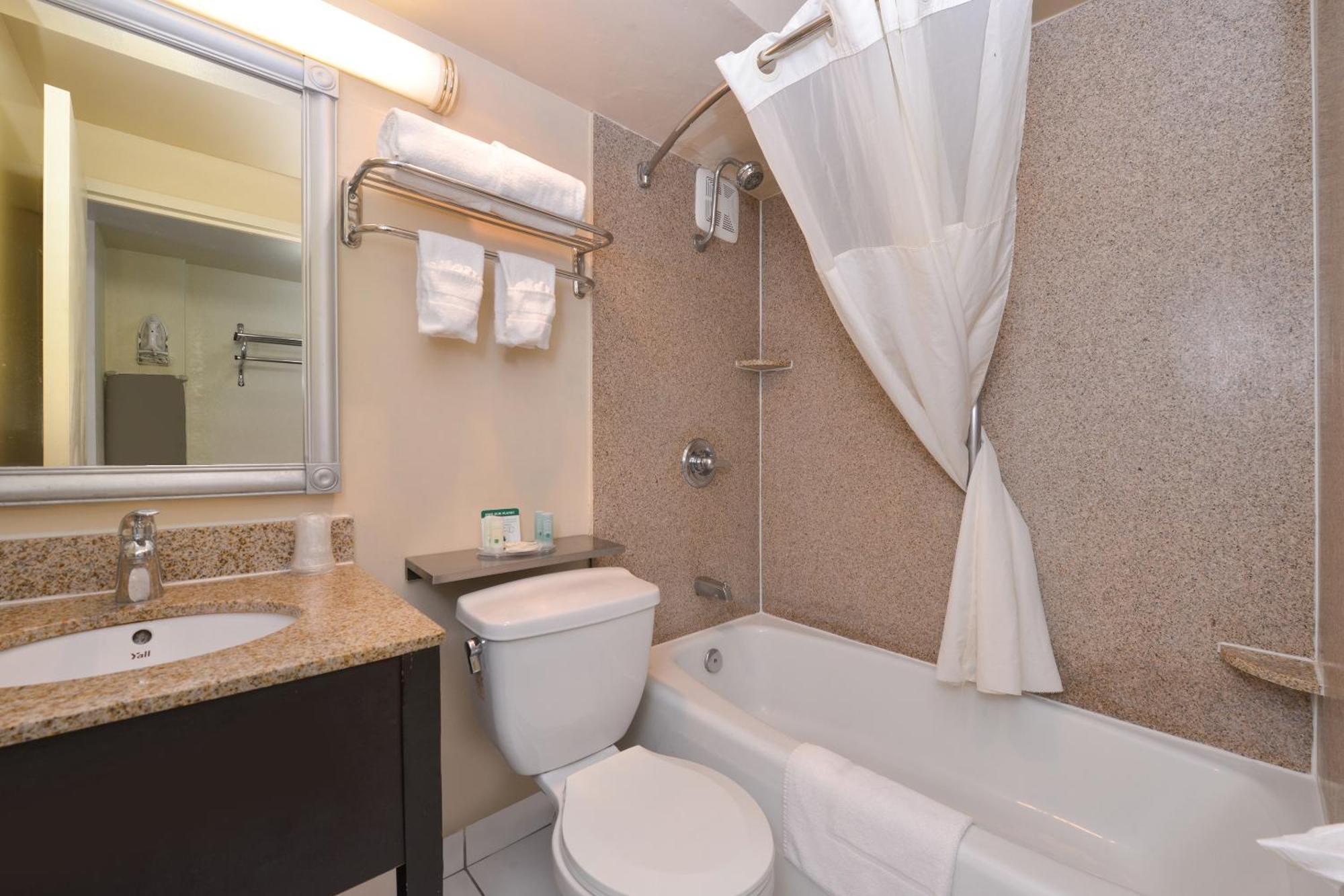Habitación Estándar con cama extragrande - No fumadores