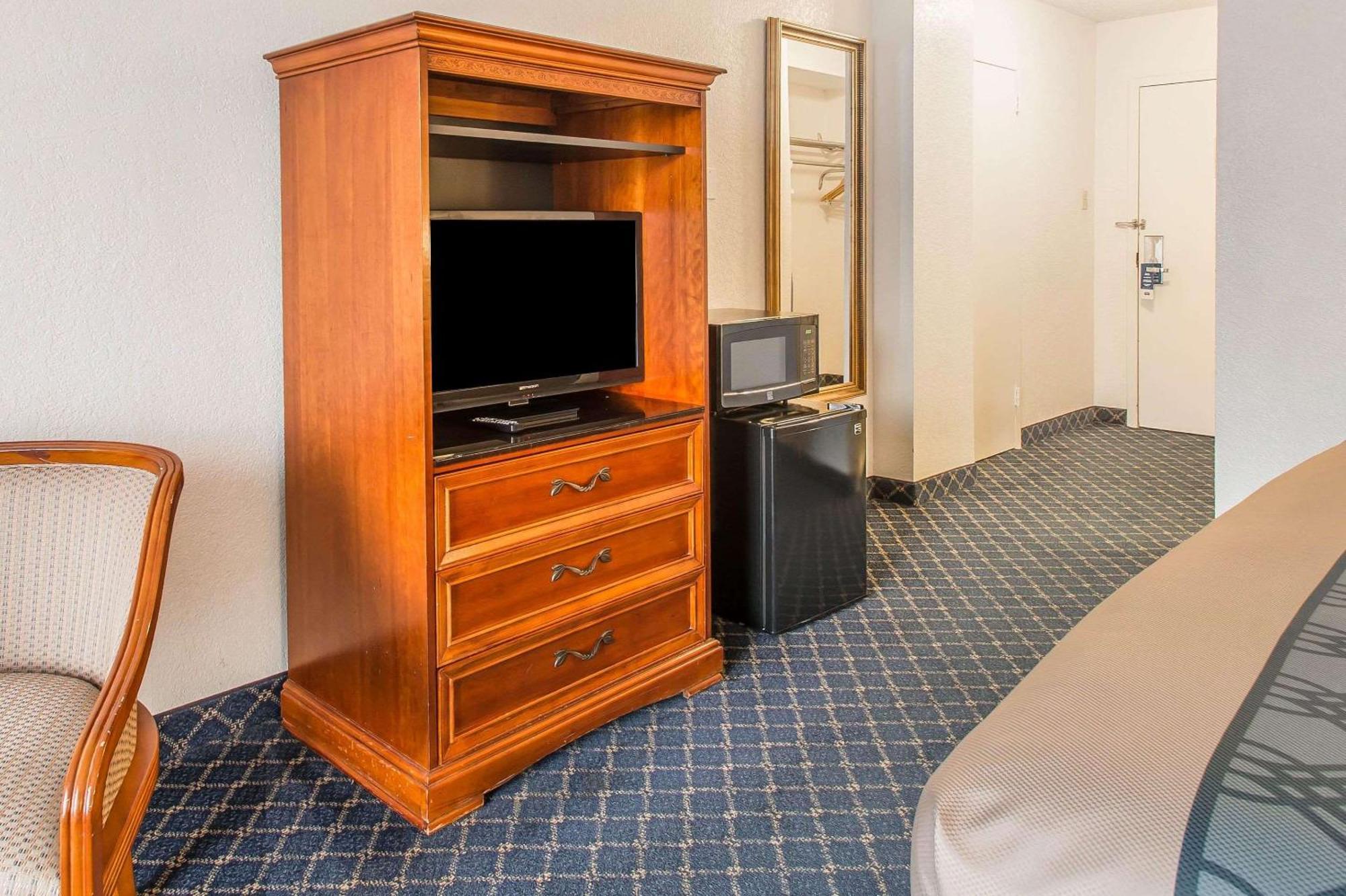 Standard Double Room - Non-Smoking