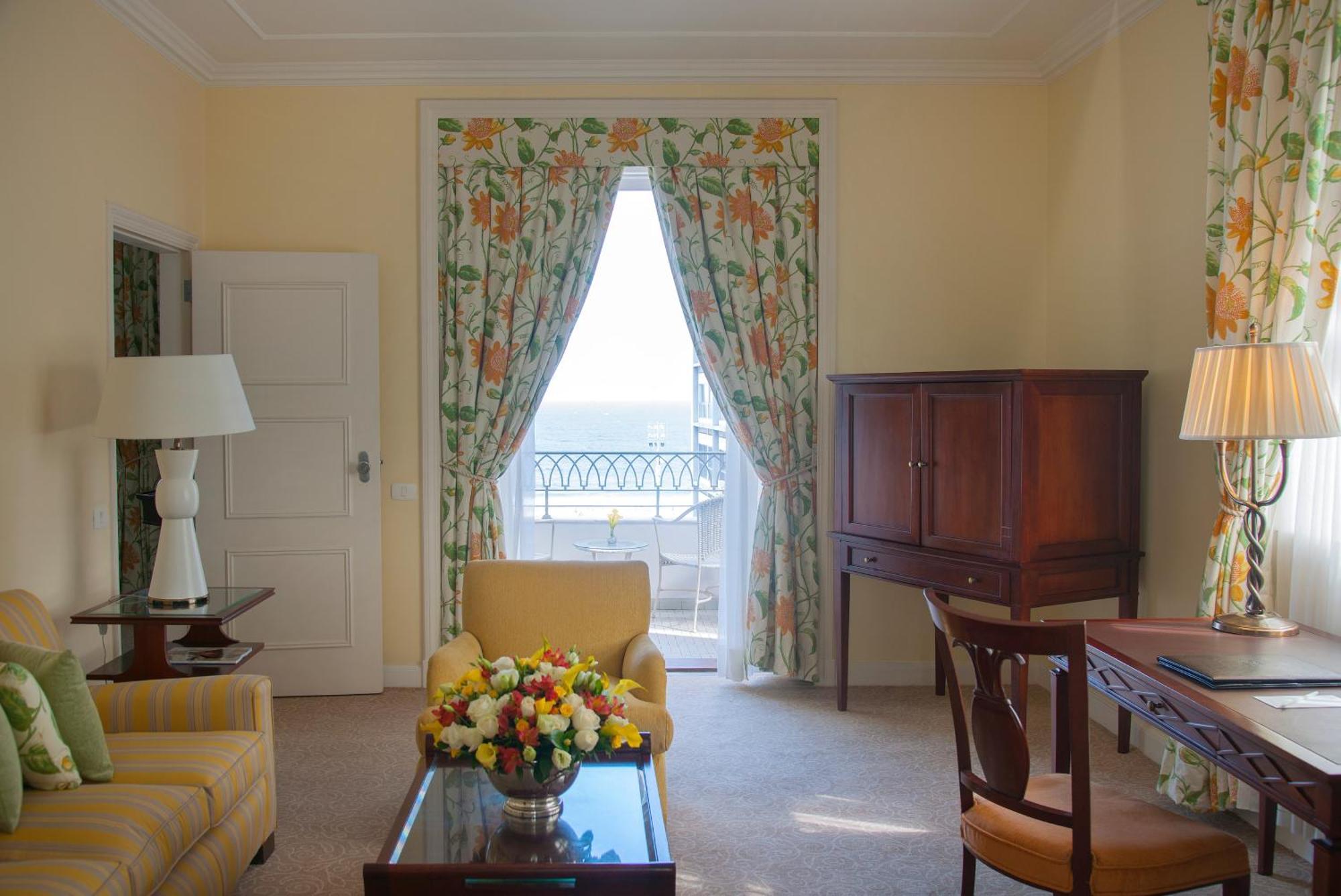 Suite 1 Chambre avec Vue sur la Piscine