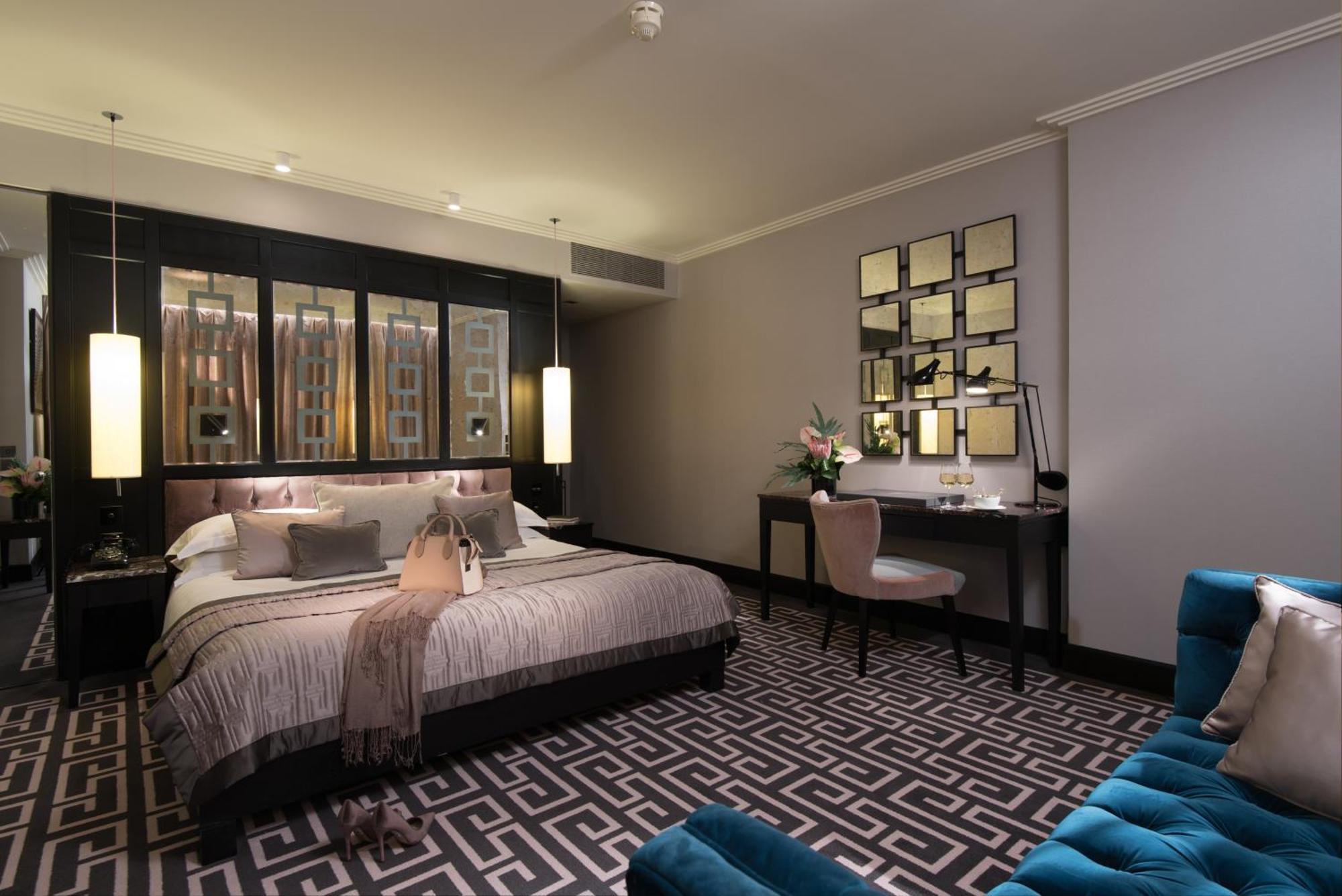 Executive King Room