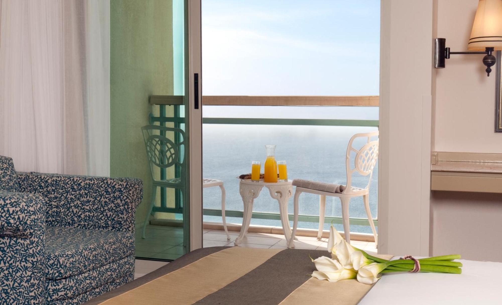 Grand Deluxe Room