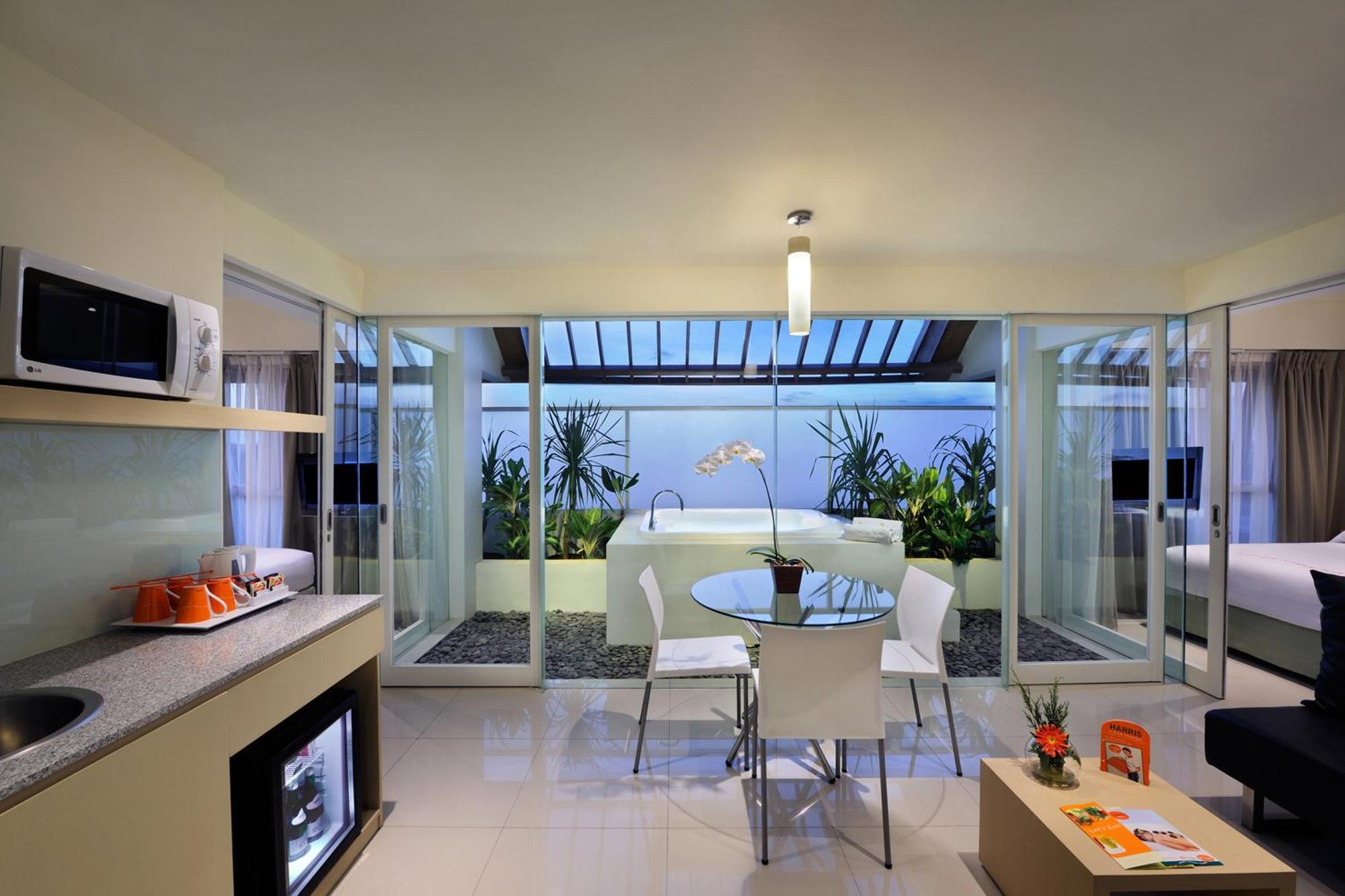 Harris Suite