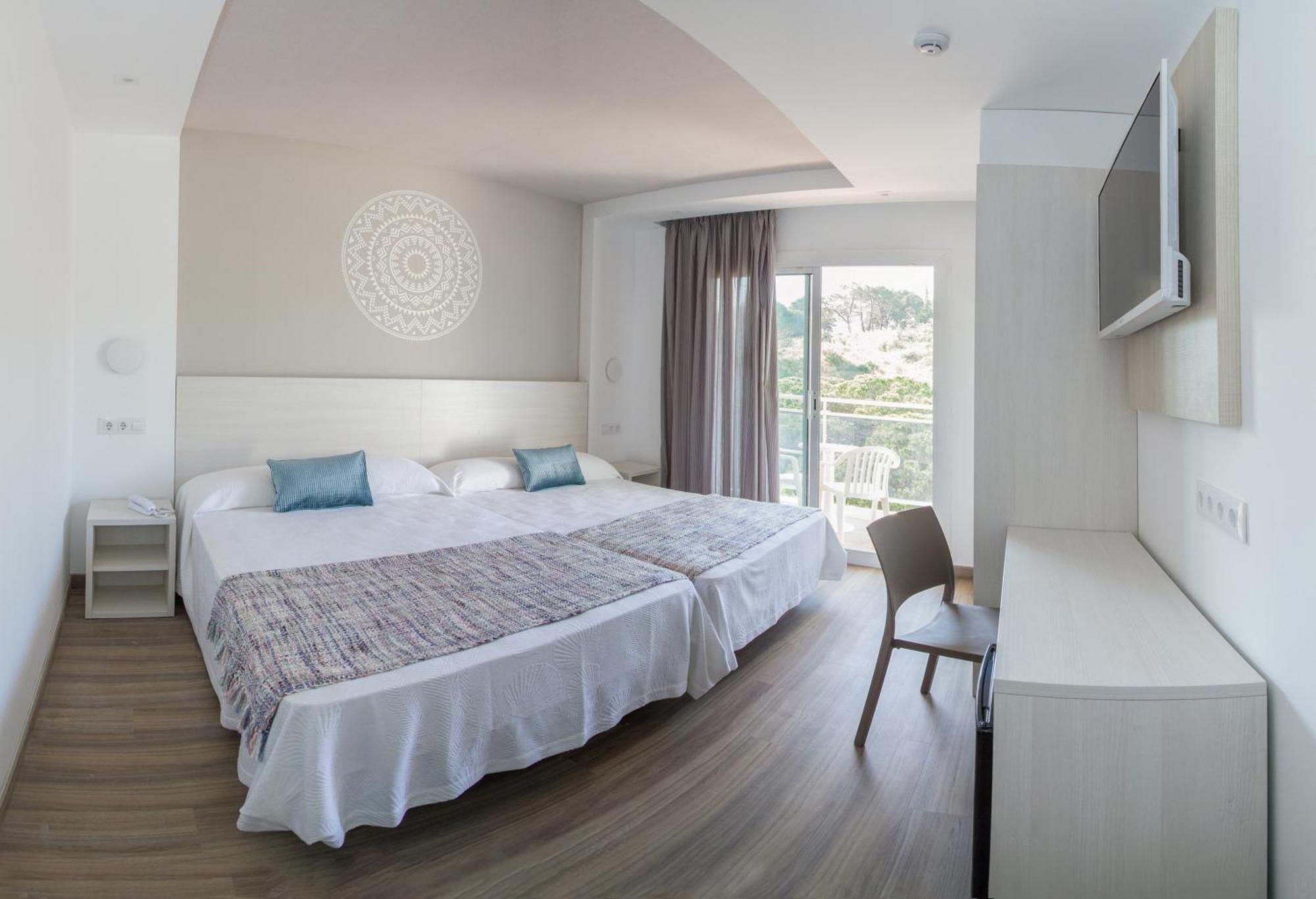 Quadruple Room,1278838123:JPEG