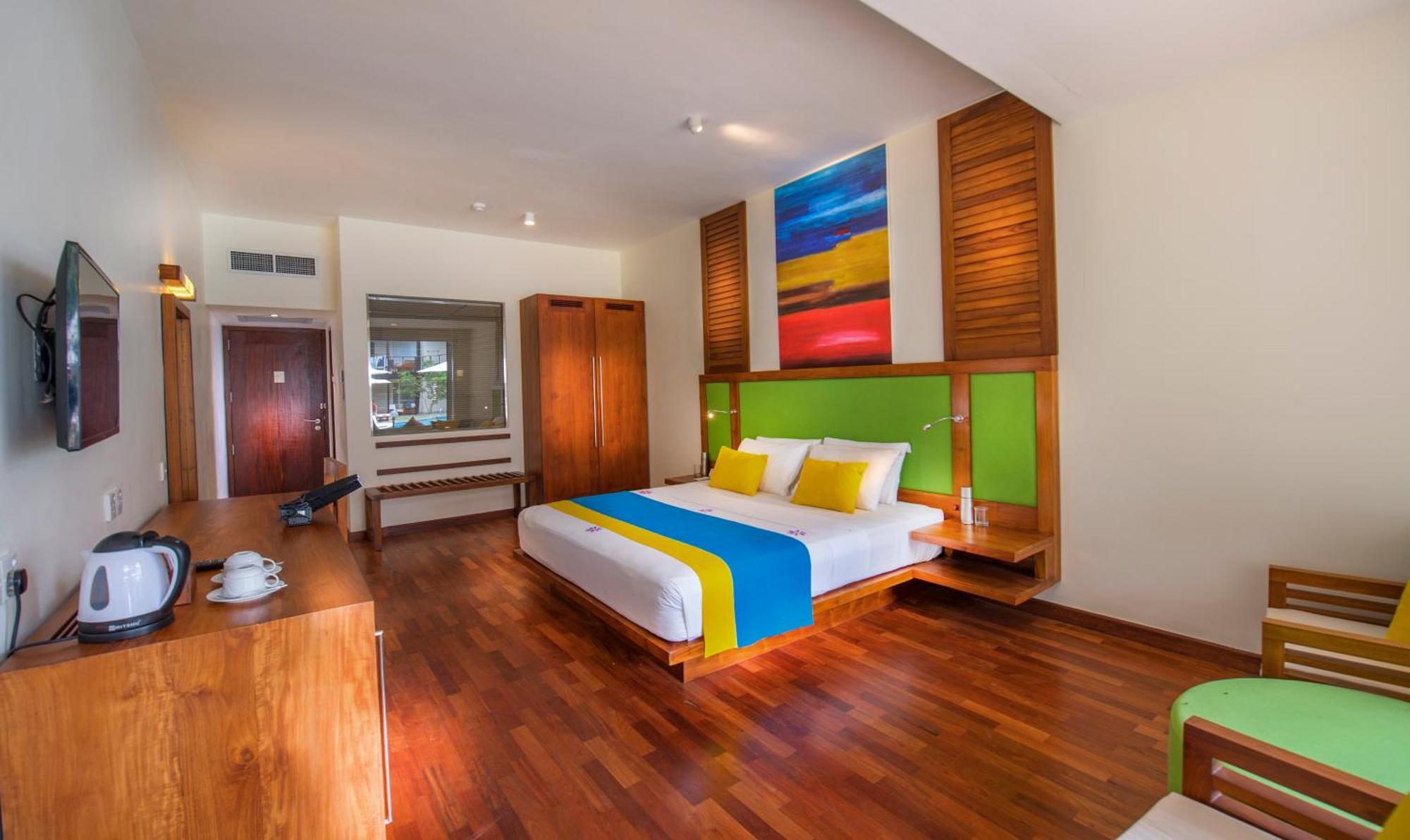 Superior Room Enjoy on Food & Beverage at the Main Bar Main Restaurant & at Sahana Spa