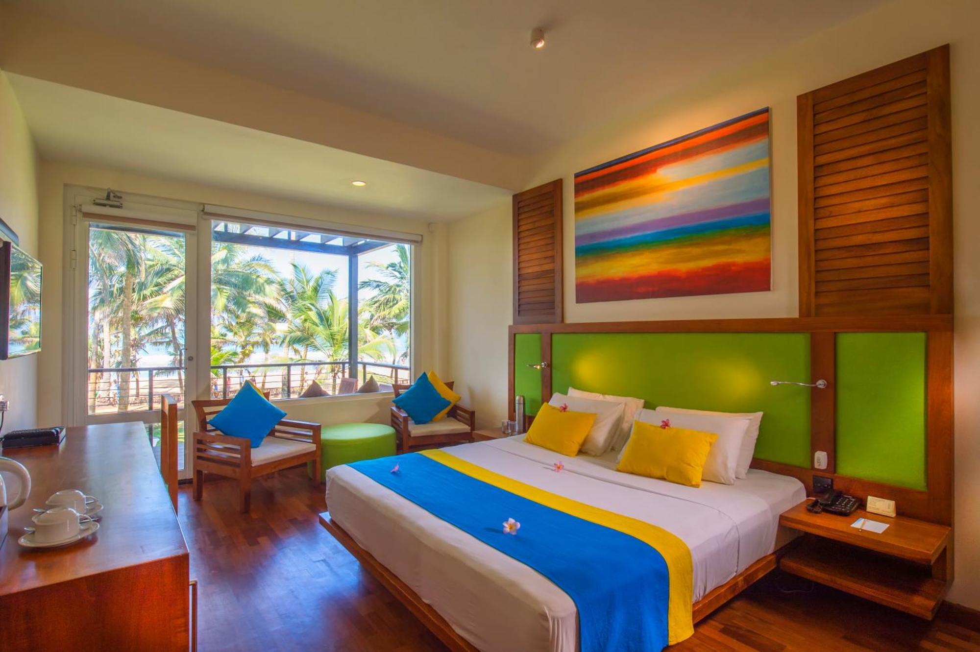 Premium Sea View Room Enjoy on Food & Beverage at the Main Bar the Main Restaurant & at Sahana Spa