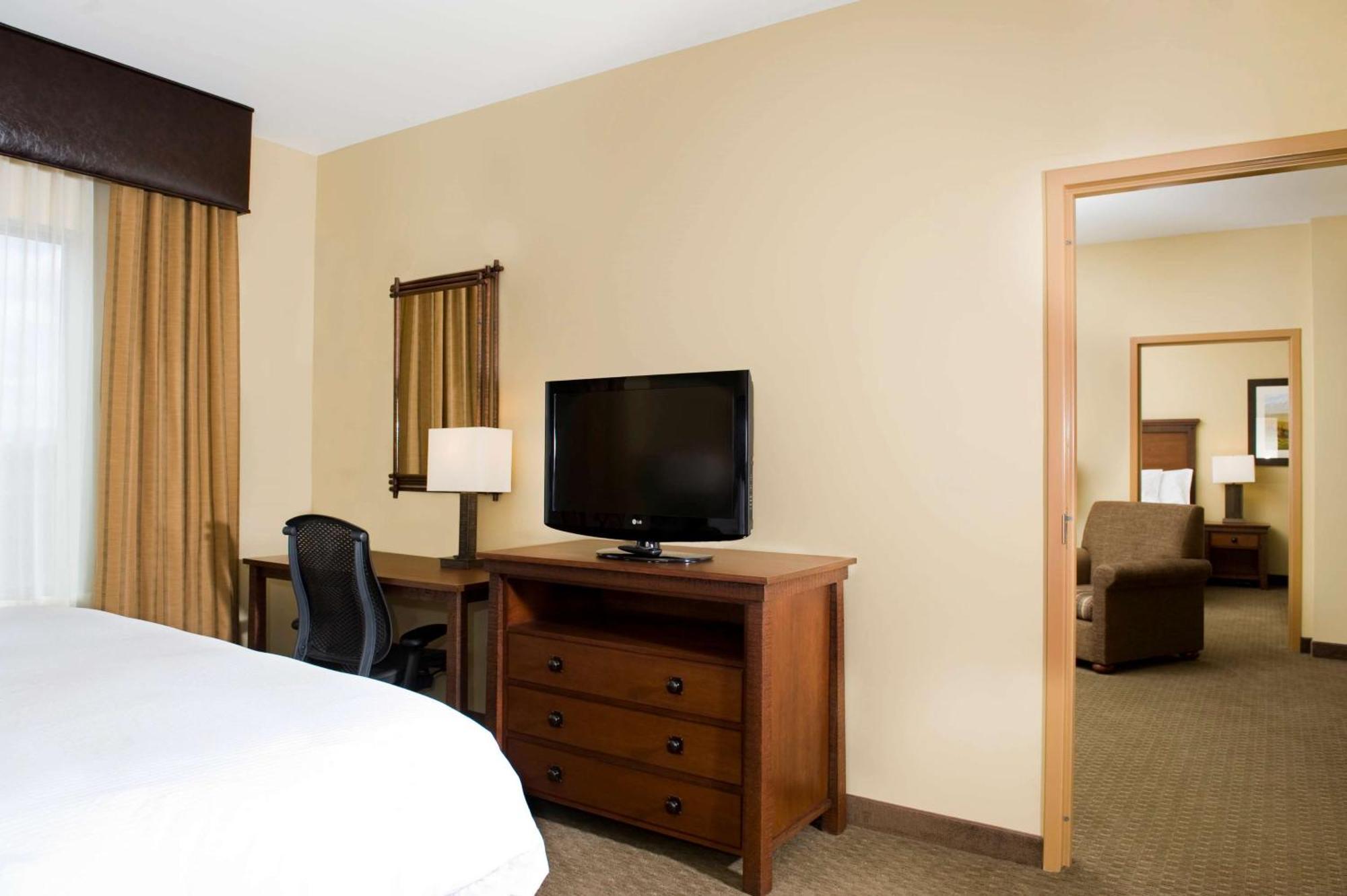 Two-Bedroom King Suite Non-Smoking,1552286338:JPEG