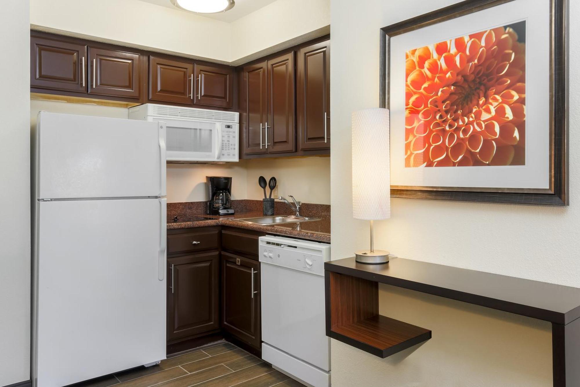 King Studio Suite