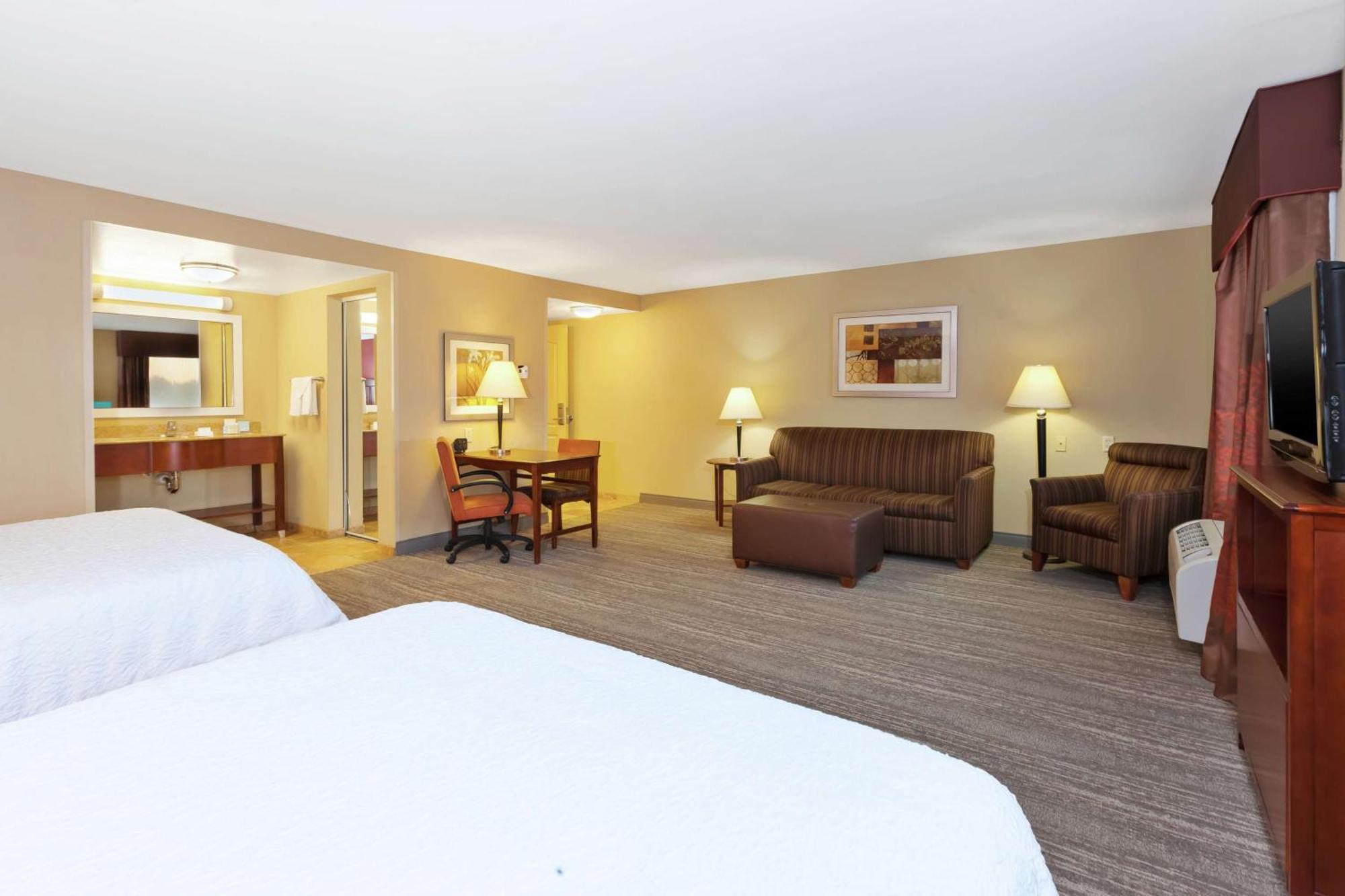 Queen Studio Suite with Two Queen Beds and Sofa Bed - Non-Smoking