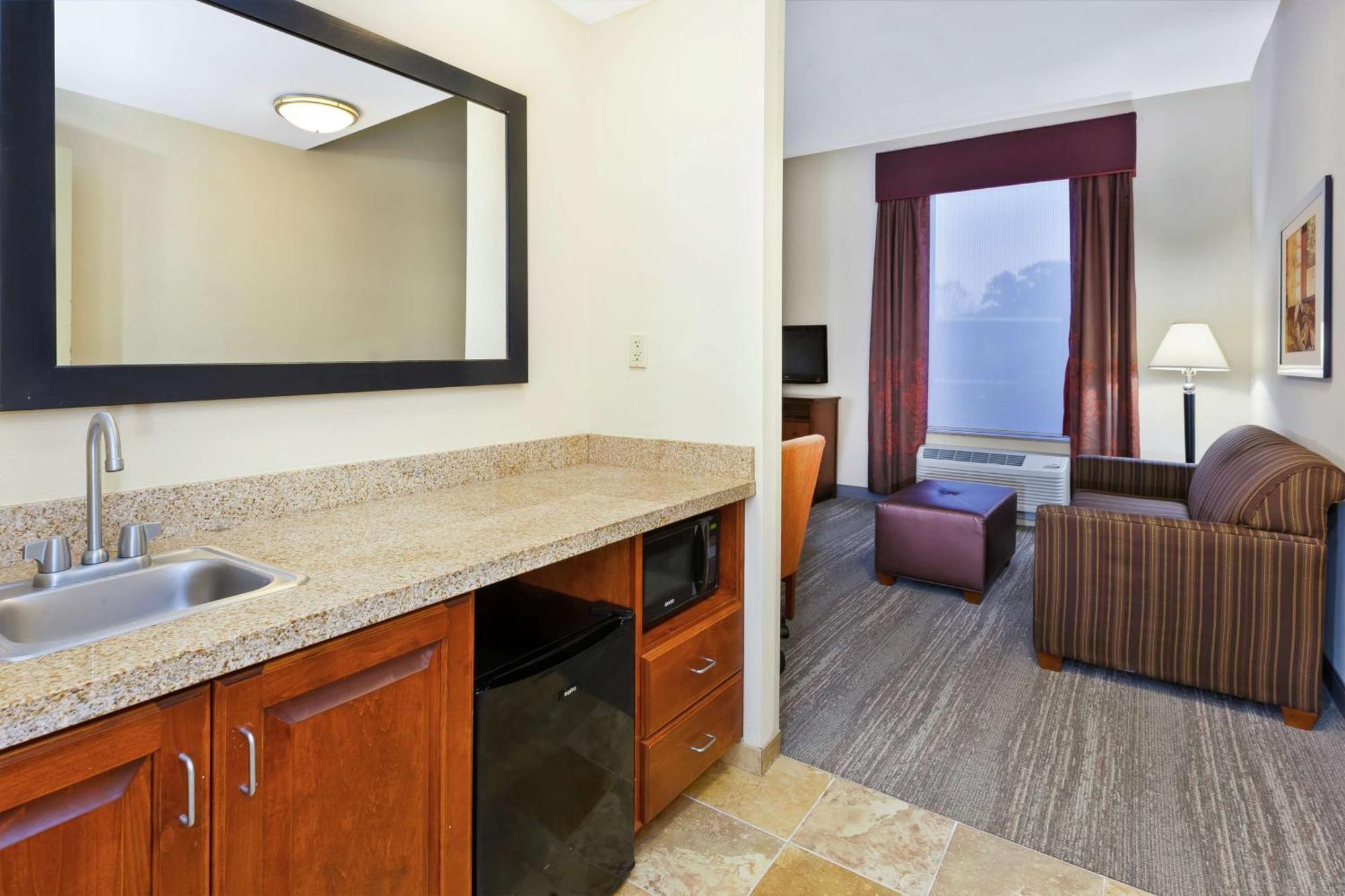 King Suite with Sofa Bed - Non-Smoking