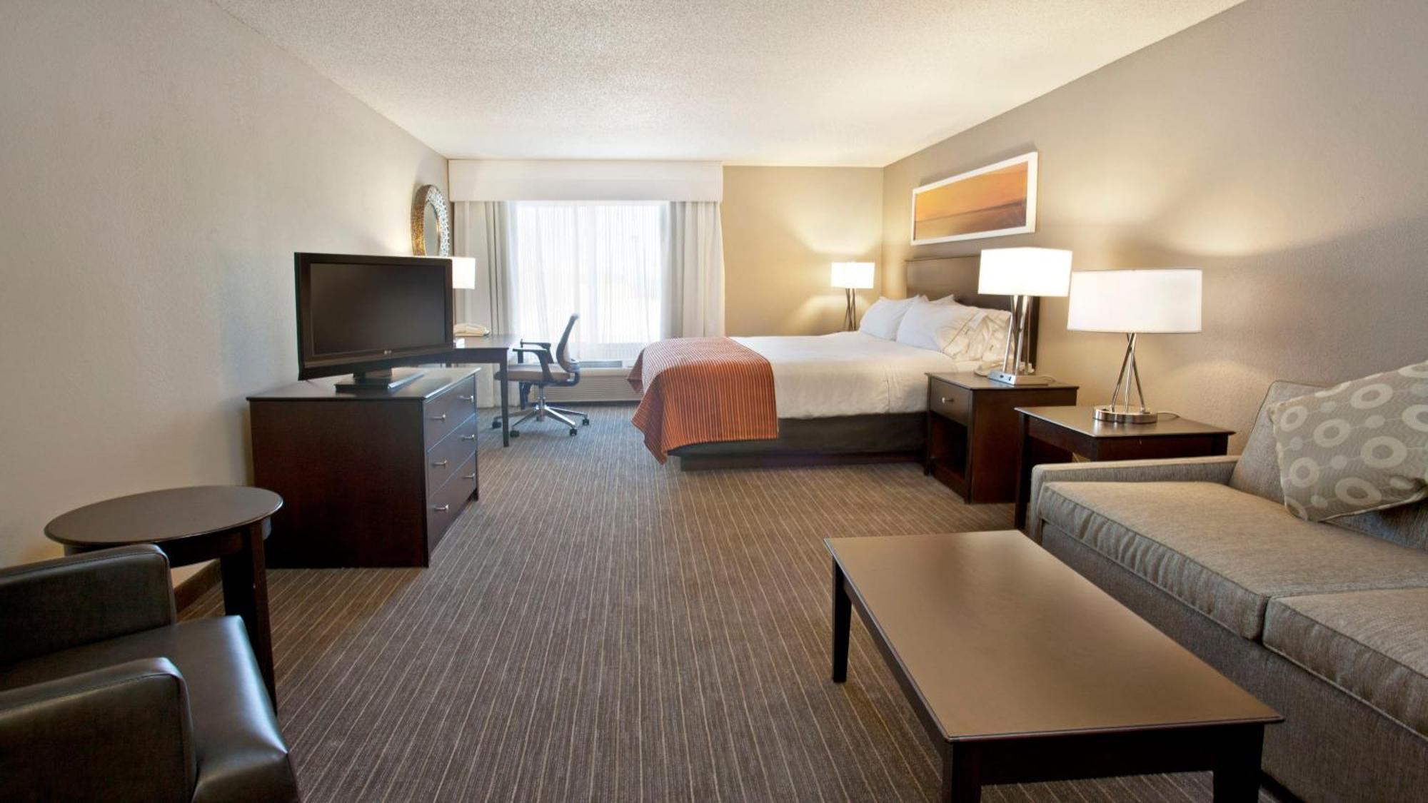 King Suite with Sofa Bed