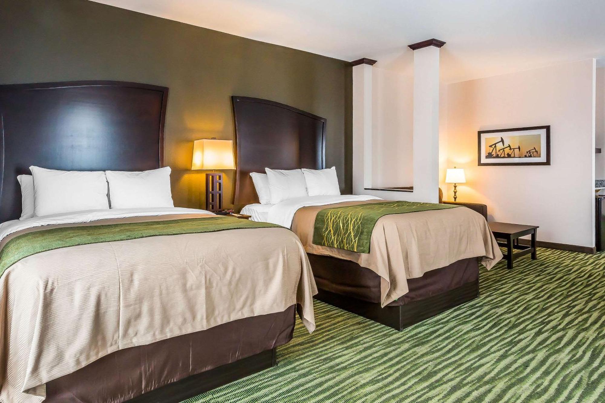 Queen Room with Two Queen Beds - Accessible/Non-Smoking