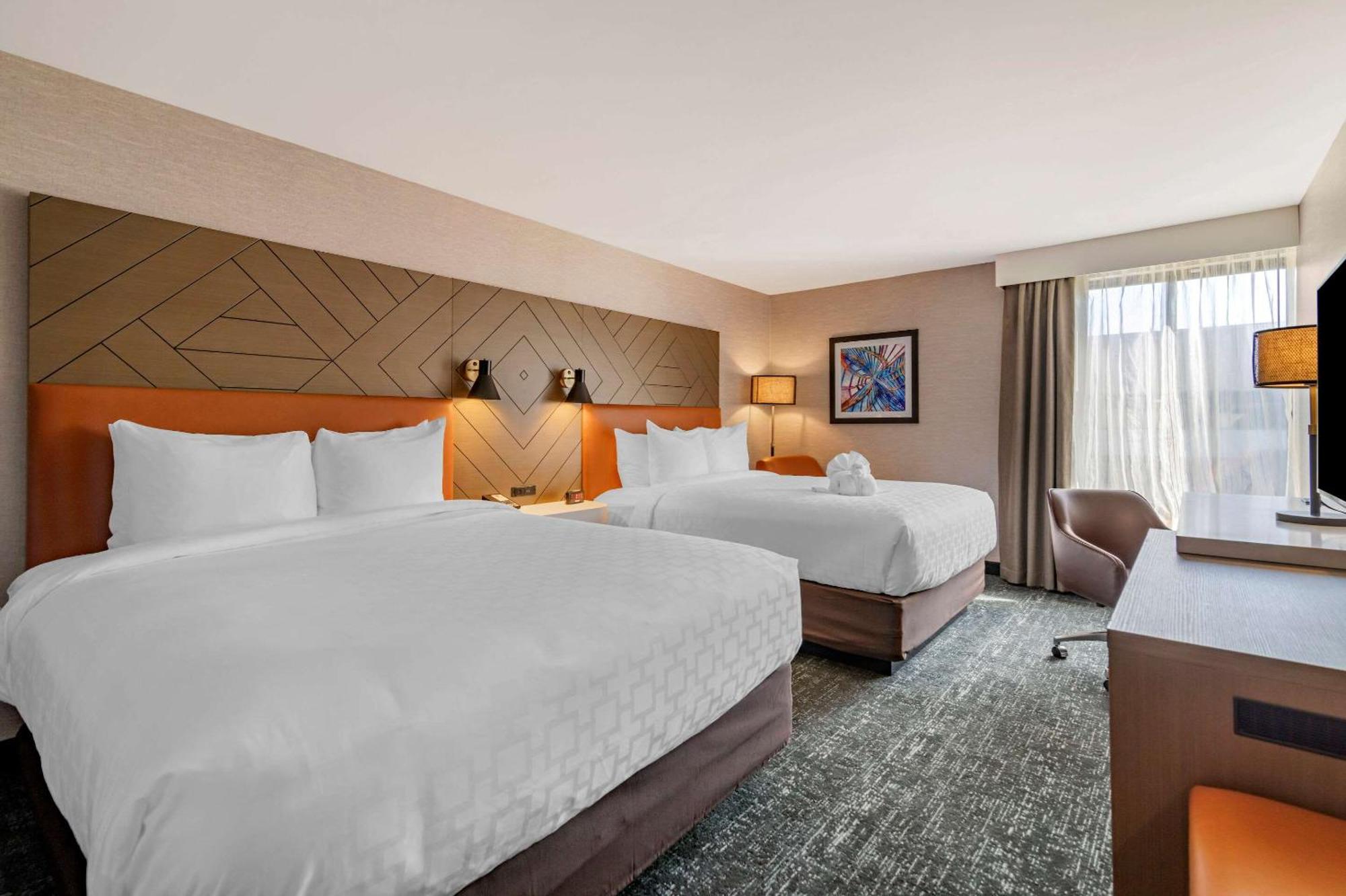 Queen Room with Two Queen Beds - Non-Smoking