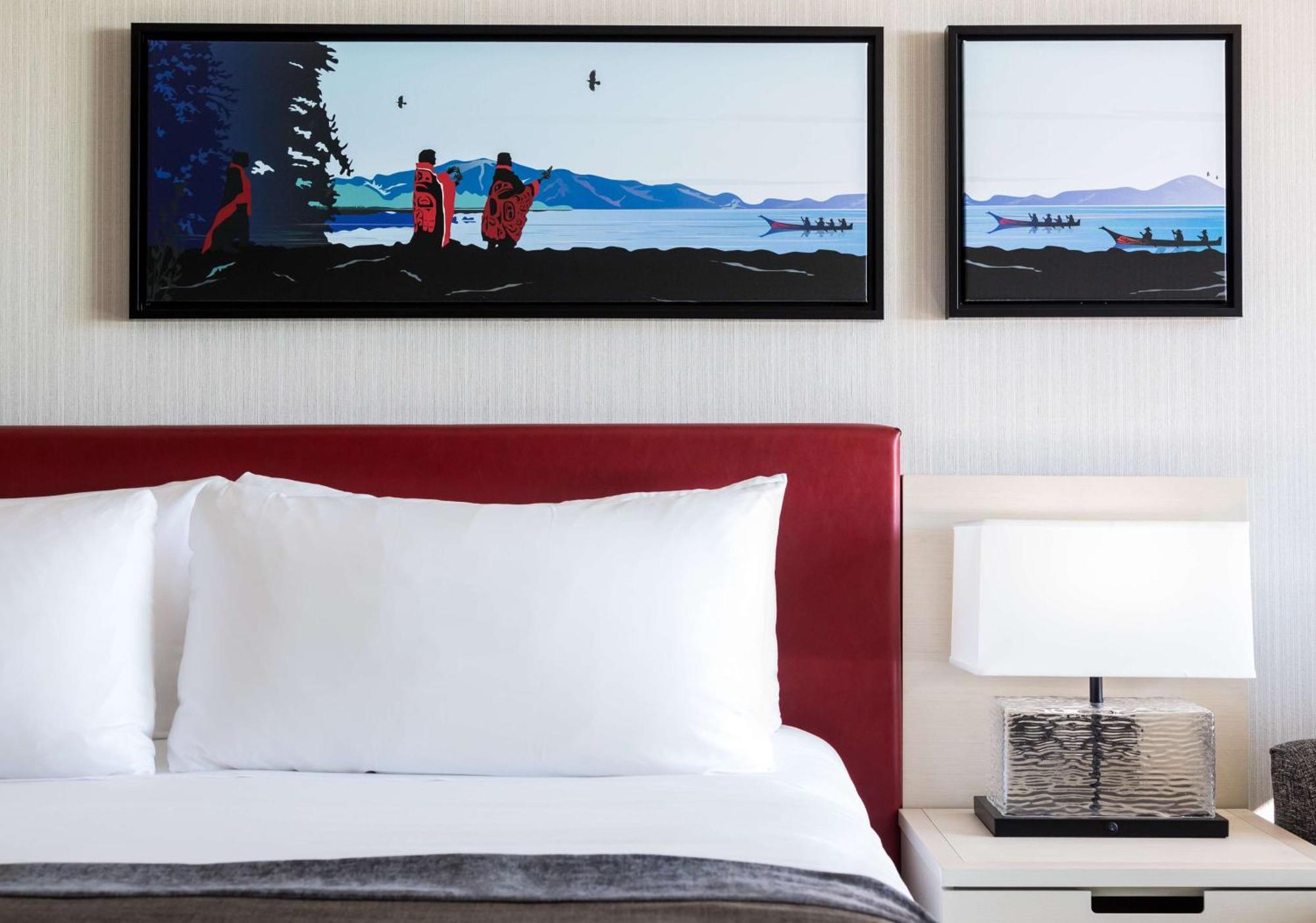 King Room with Sofa Bed, Balcony and Ocean View - Non-Smoking