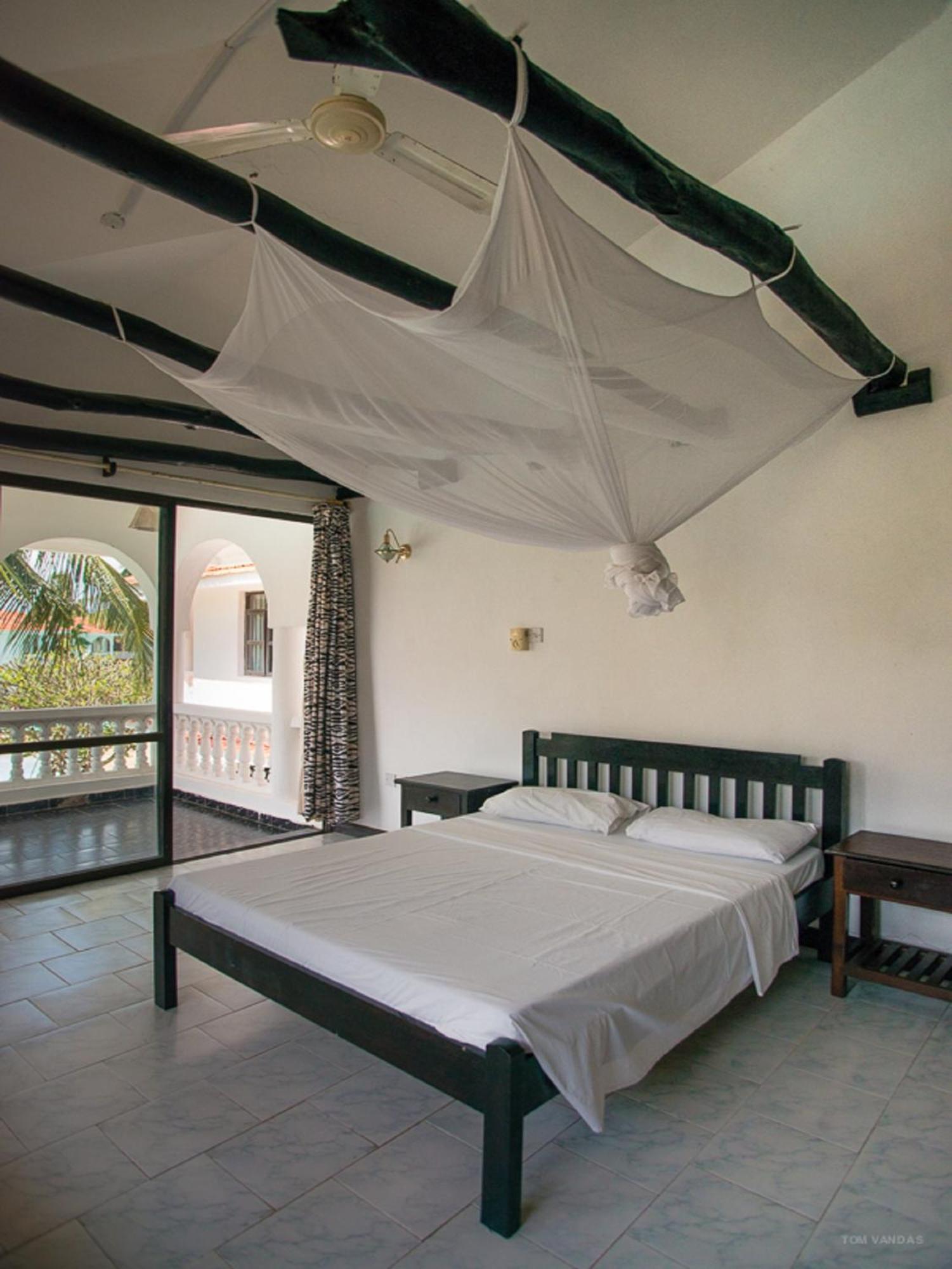 Deluxe double Room Pool View Shared Villa