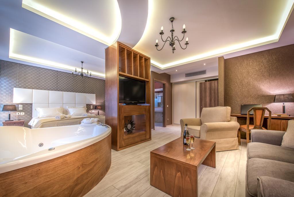 Suite Elegance con vistas panorámicas al mar