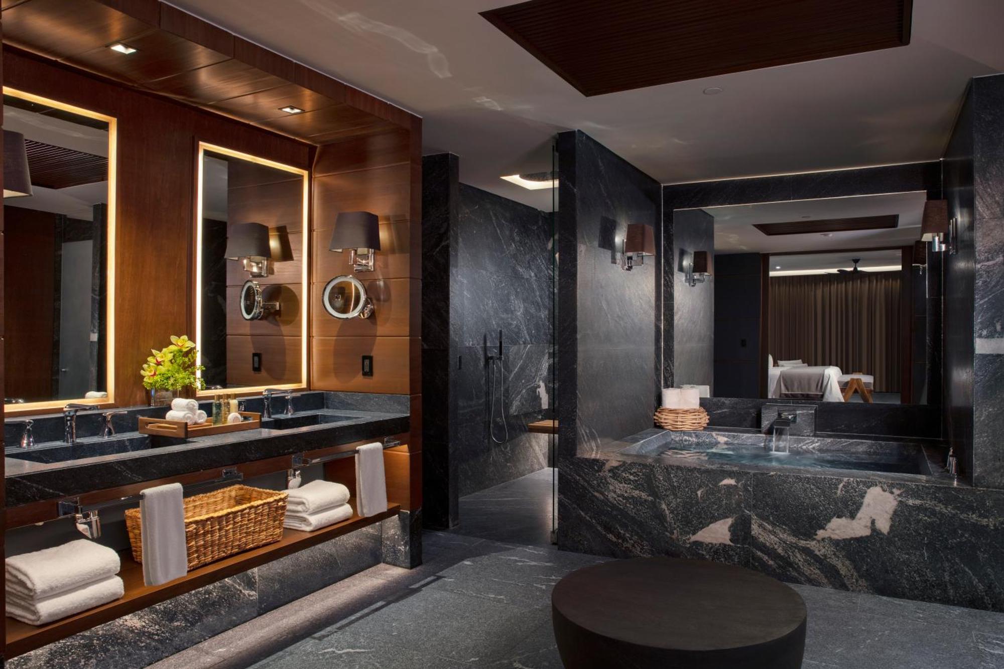Preferred Club Master Suite mit Kingsize-Bett zur Meerseite