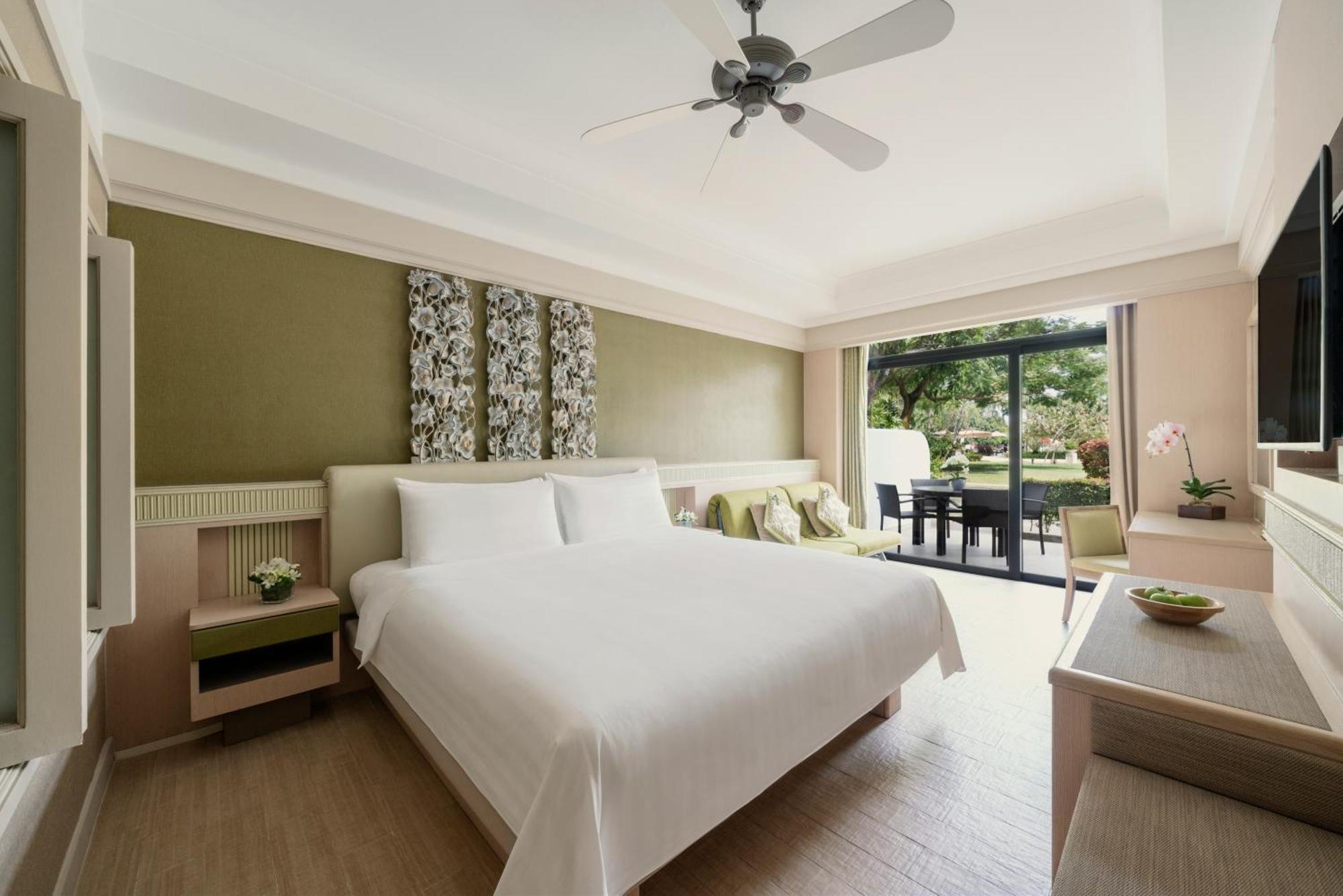 Gartenzimmer für Familien mit Kingsize-Bett – Sentosa-Abenteuerpaket mit Gutschein über 50 SGD netto pro Nacht zur Nutzung im The Palawan @ Sentosa