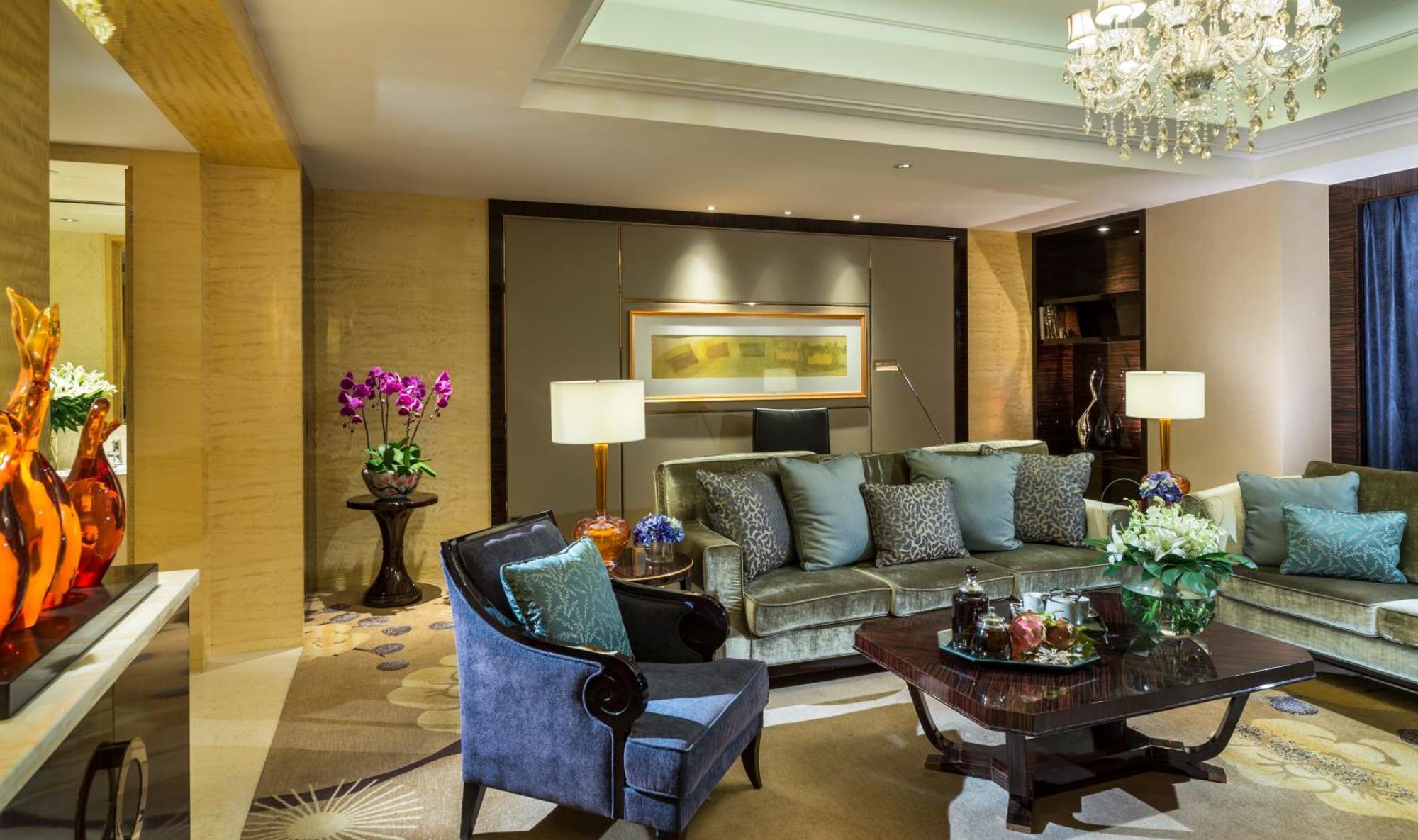 One-Bedroom Suite