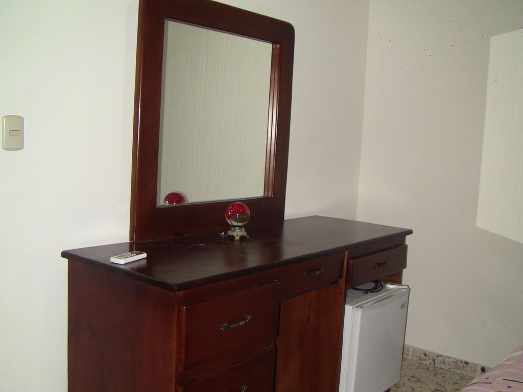 Habitación Individual con baño compartido