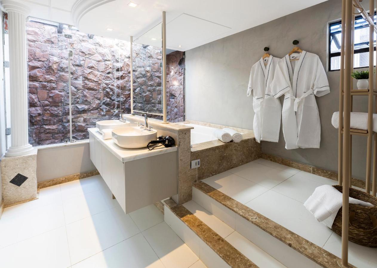 Suite con bañera de hidromasaje