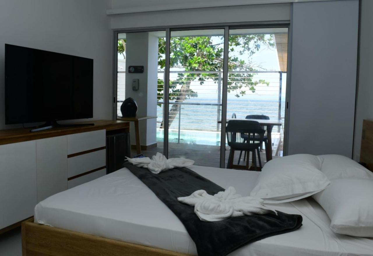 Double Room Pool View,1298868655:JPEG