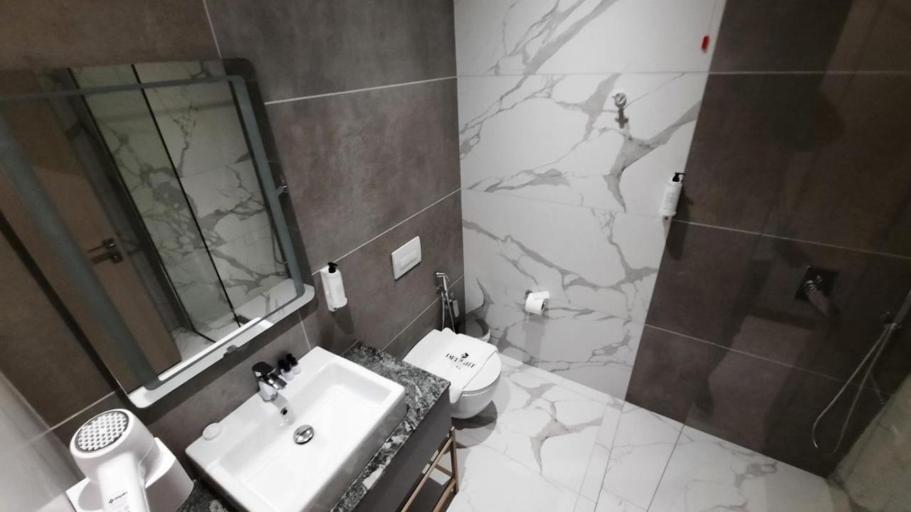 Quarto Familiar com Varanda