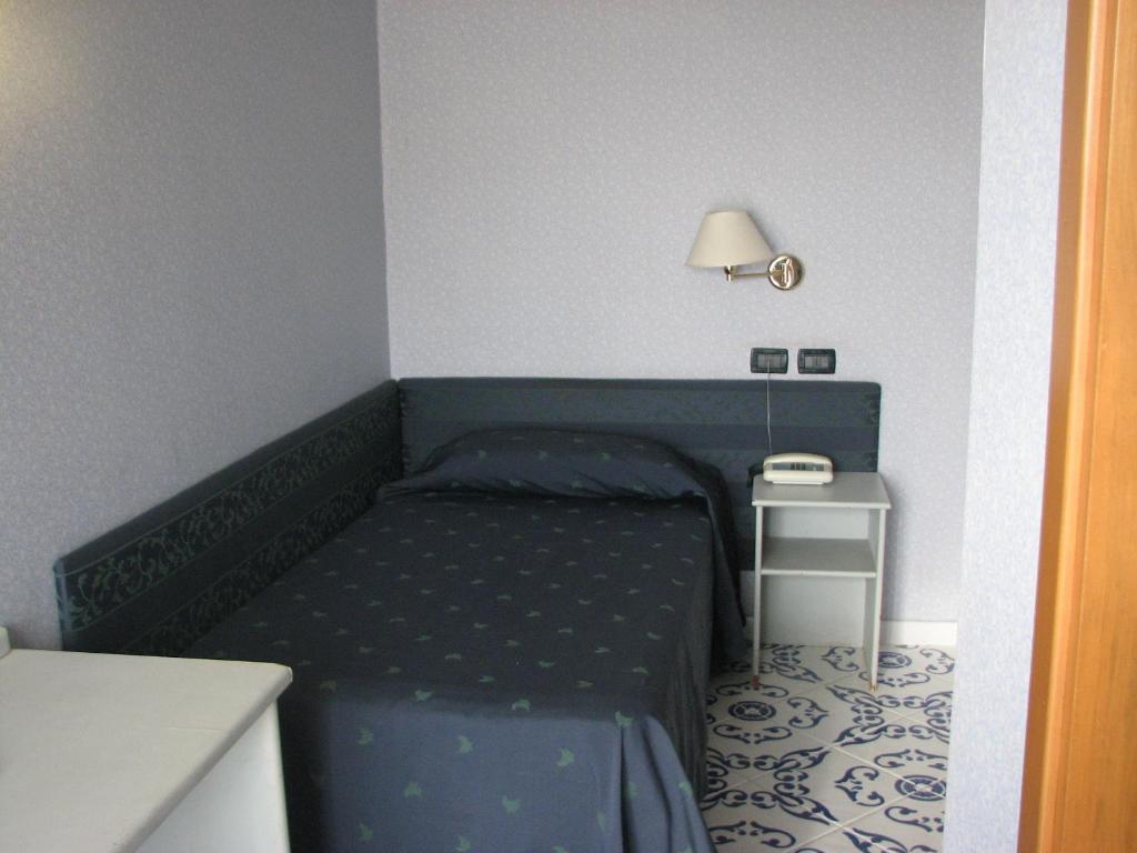 Single Room,13061595:JPEG